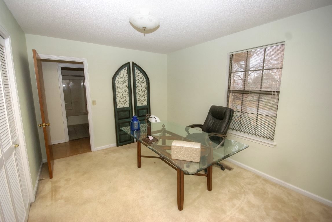 INDIAN HILLS - Residential