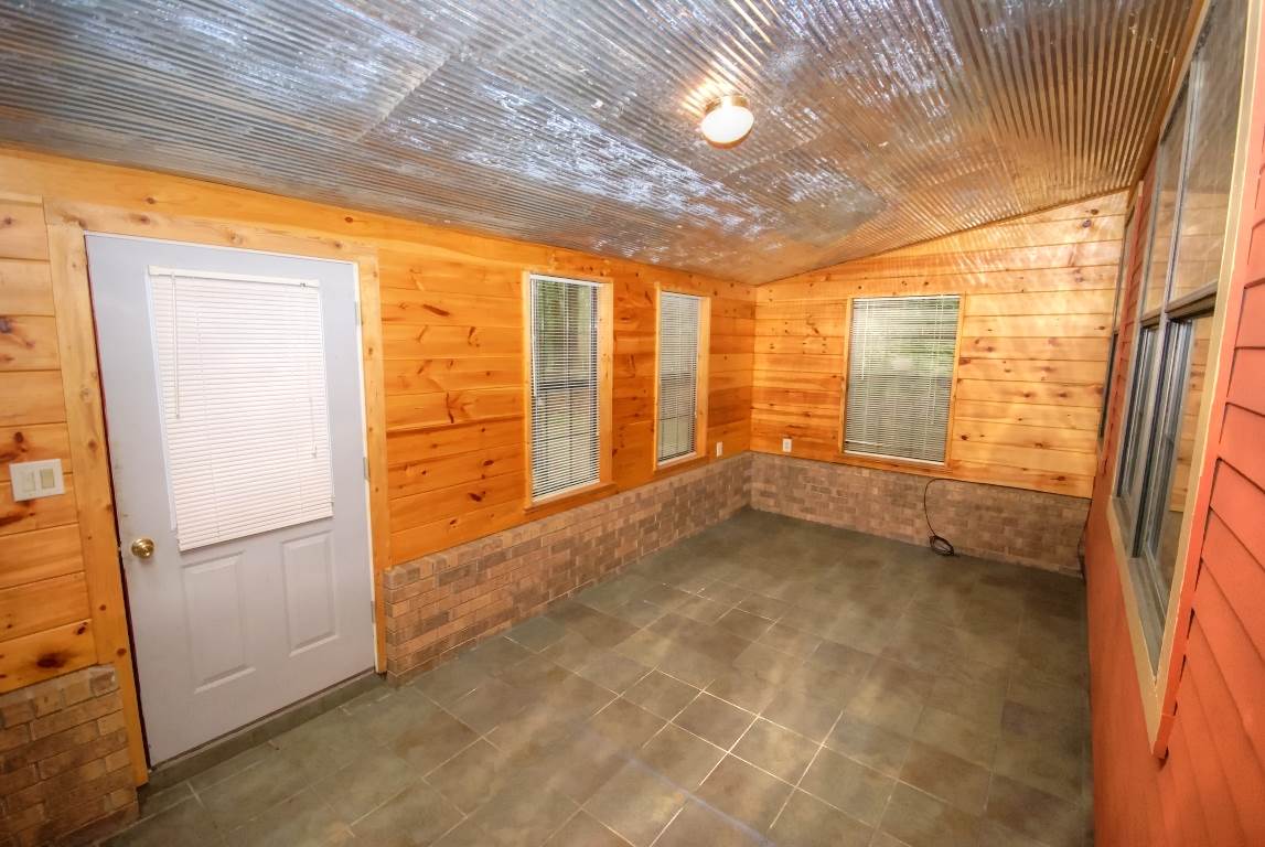 INDIAN HILLS - Residential