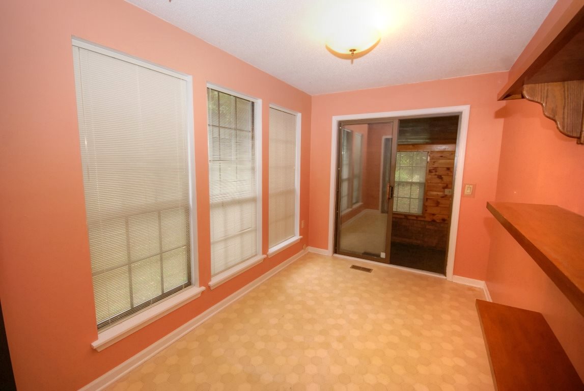 INDIAN HILLS - Residential