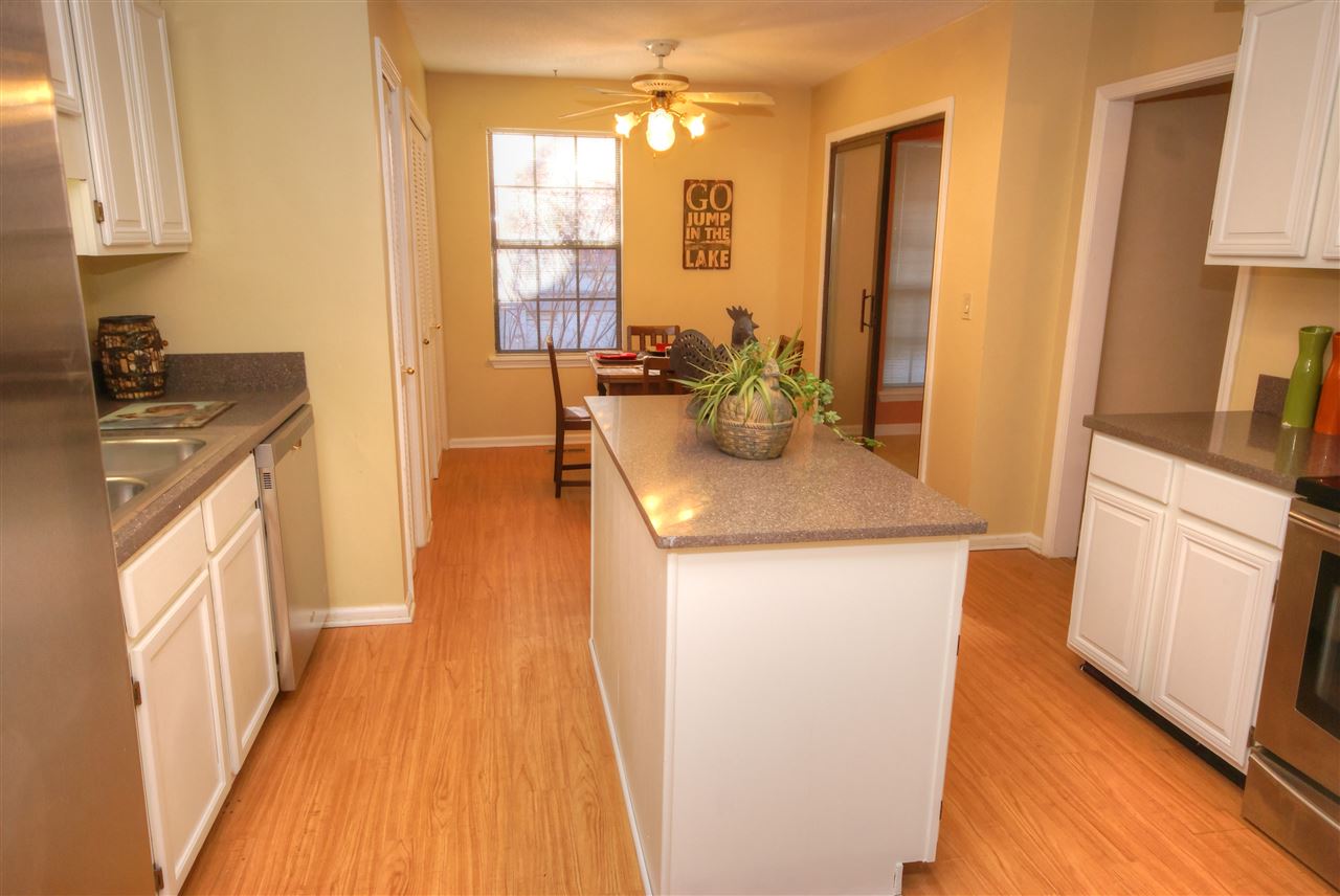 INDIAN HILLS - Residential