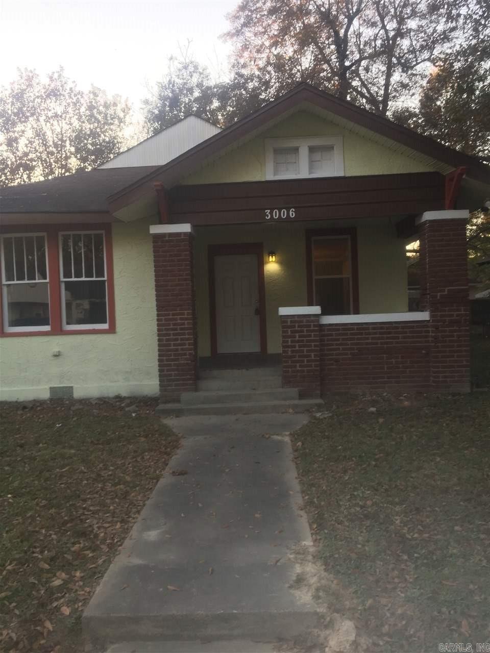 Austin & Taylor - Residential Lease