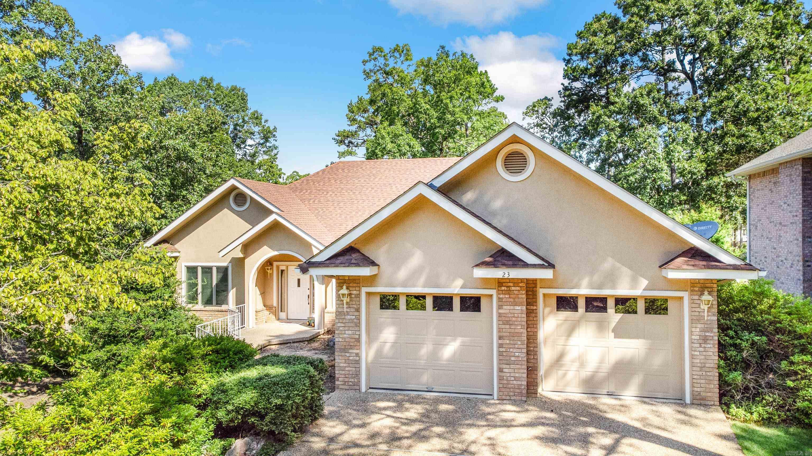 DIAMANTE VILLAS - Residential