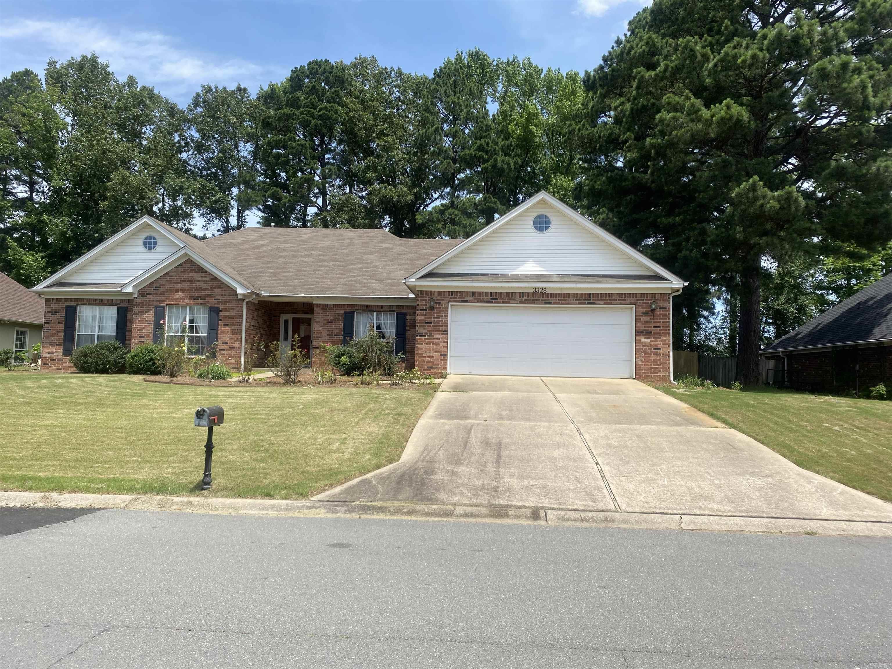 LEXINGTON PARK - Residential