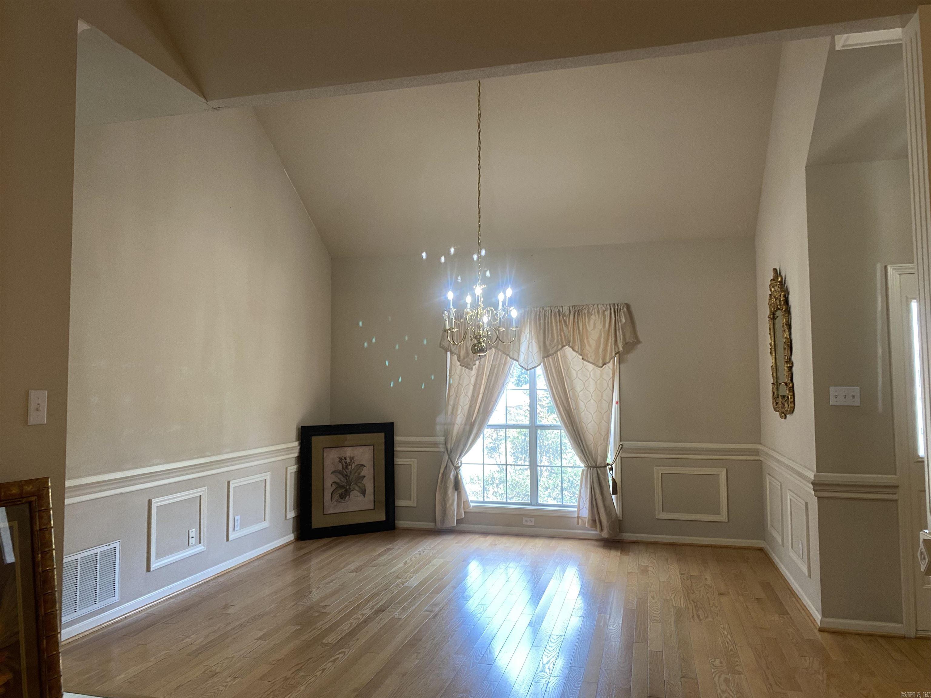 LEXINGTON PARK - Residential