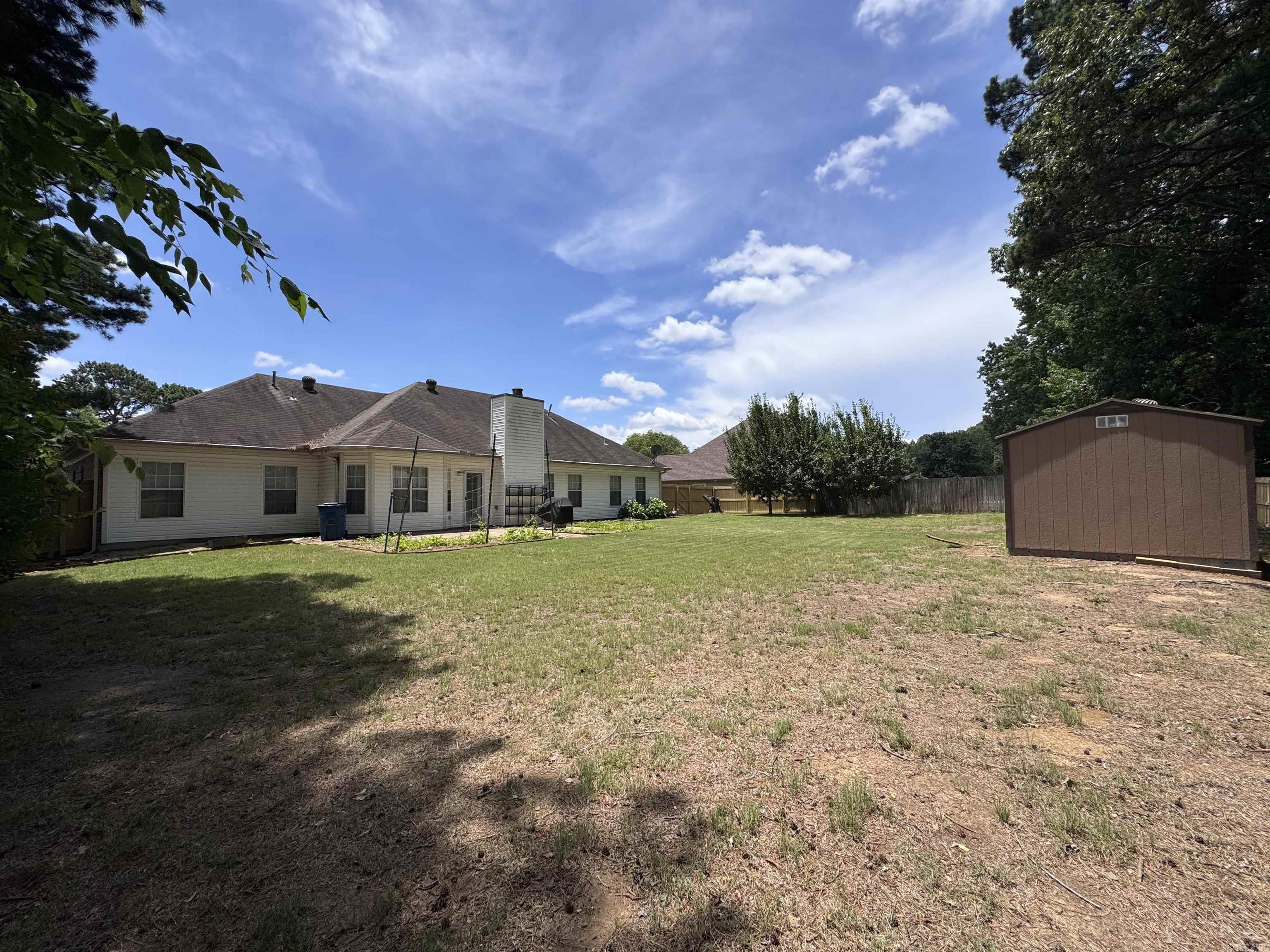LEXINGTON PARK - Residential