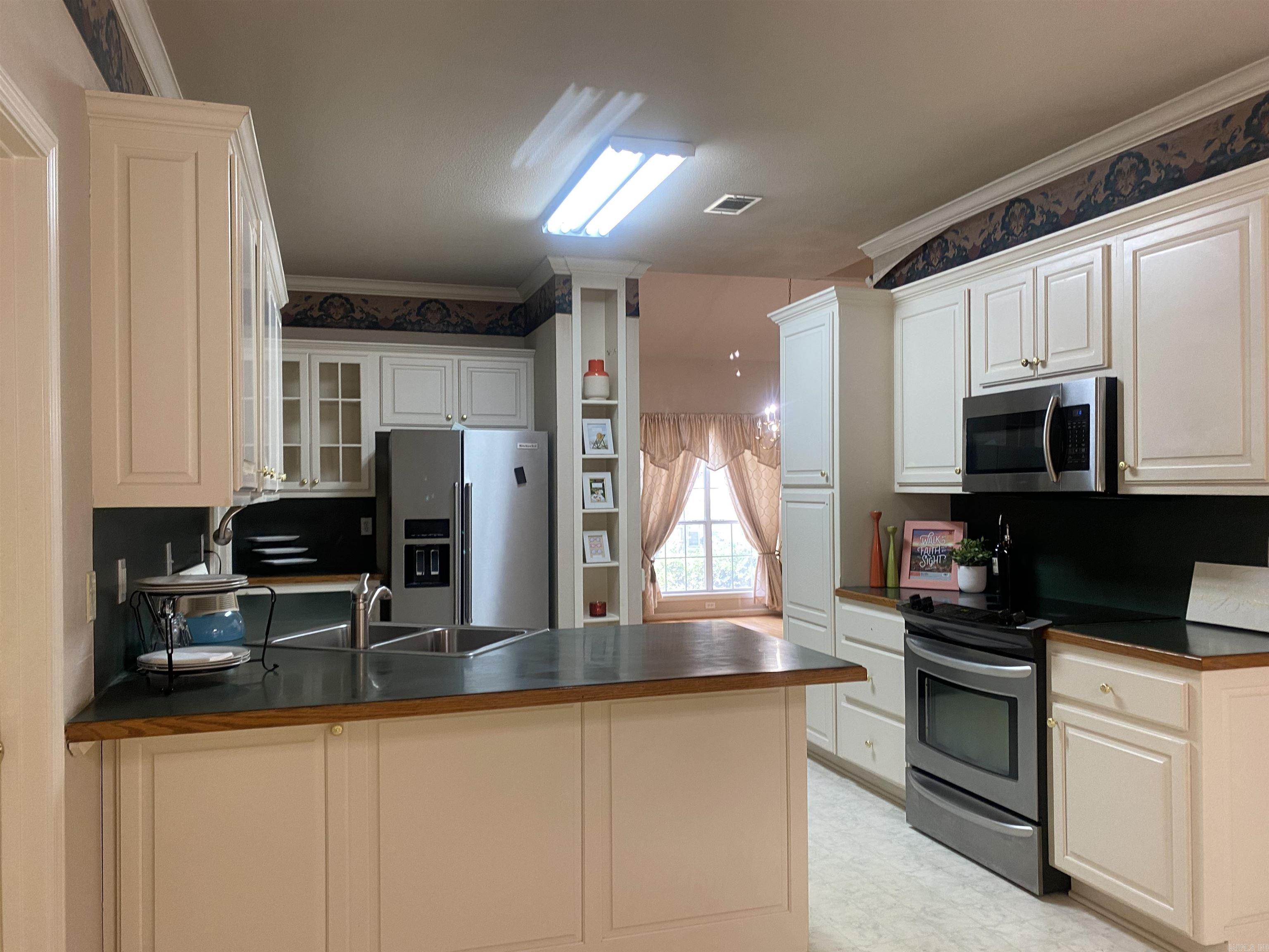 LEXINGTON PARK - Residential