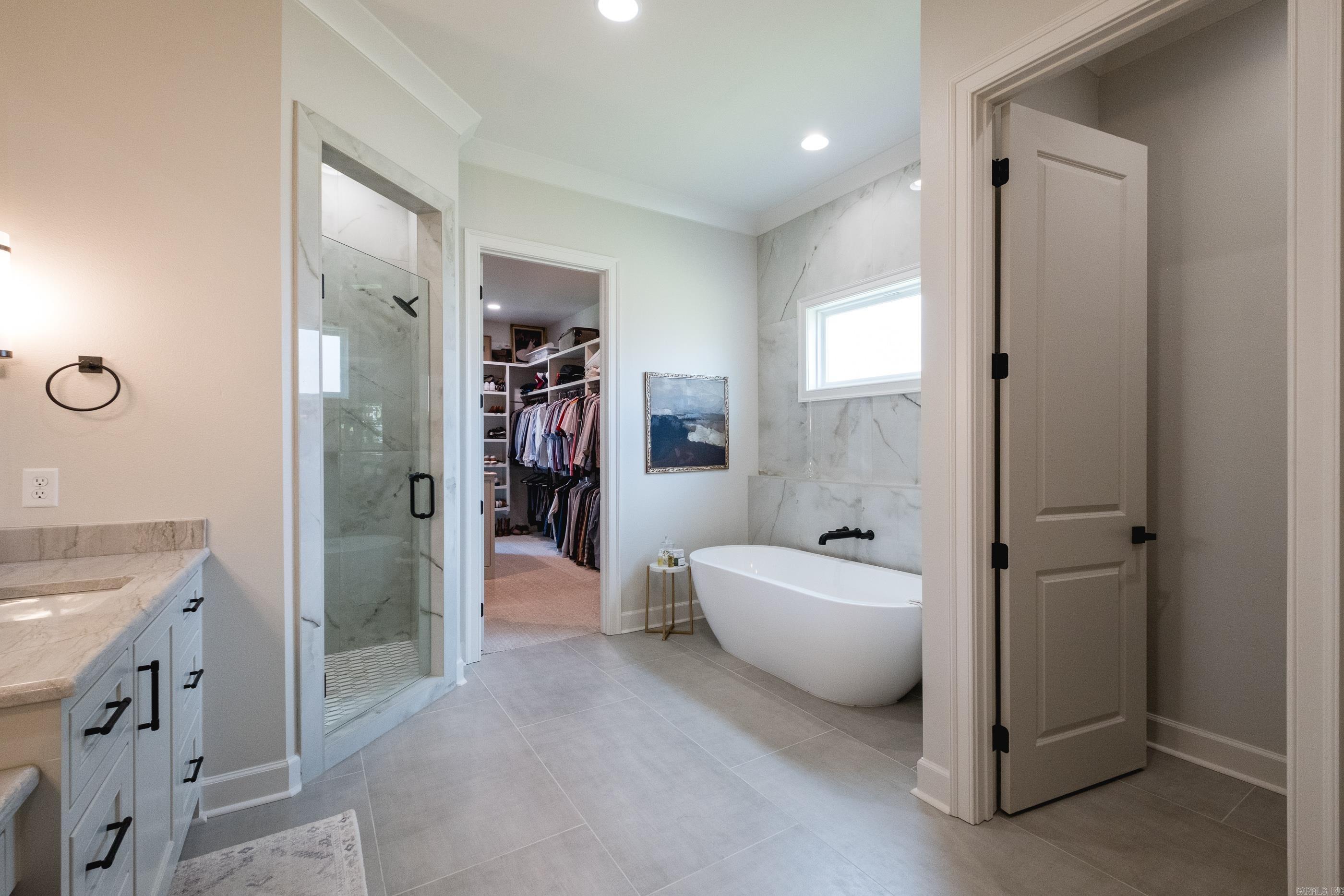 CHENAL VALLEY "FALSTONE COURT" - Residential