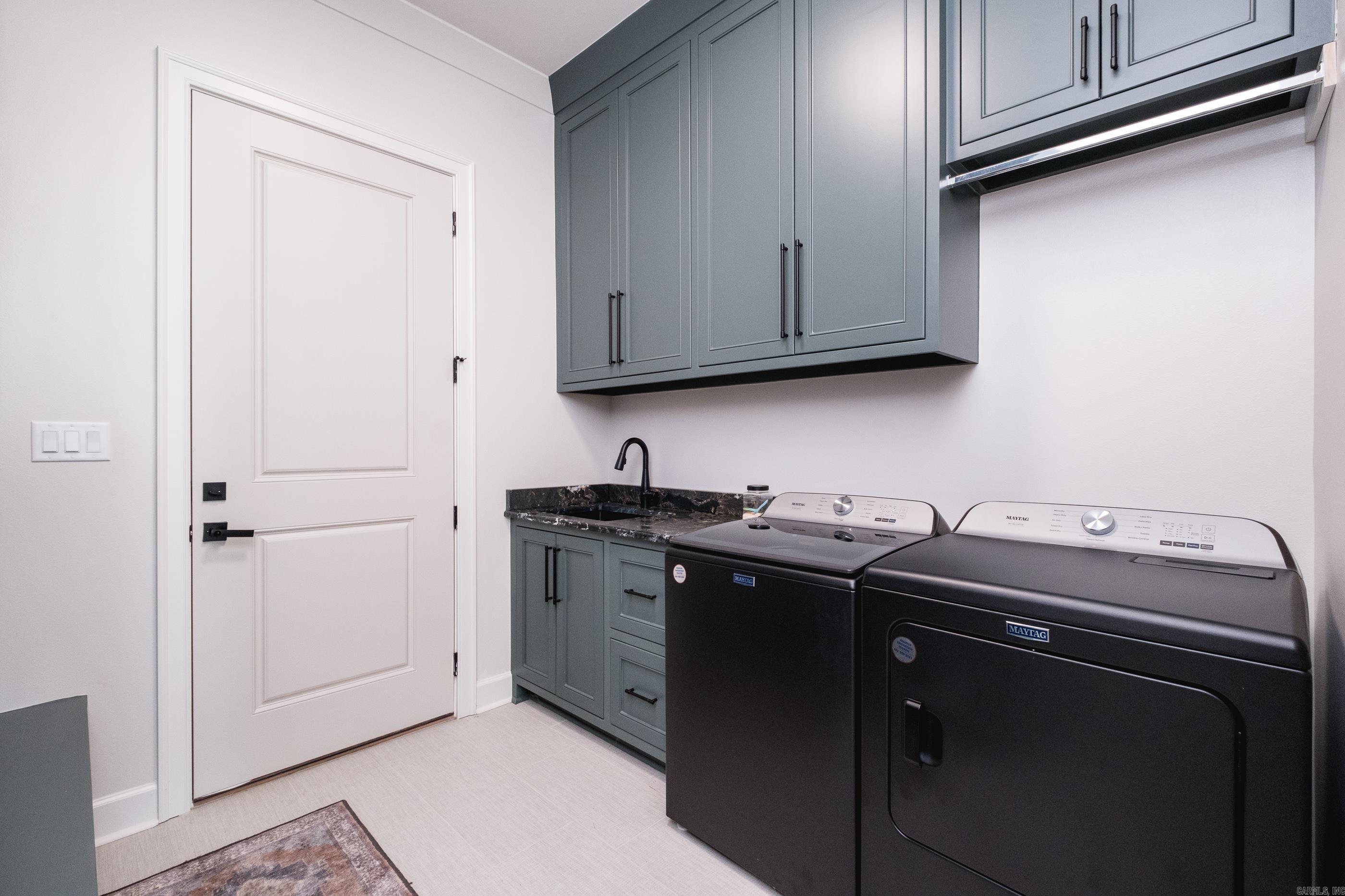 CHENAL VALLEY "FALSTONE COURT" - Residential