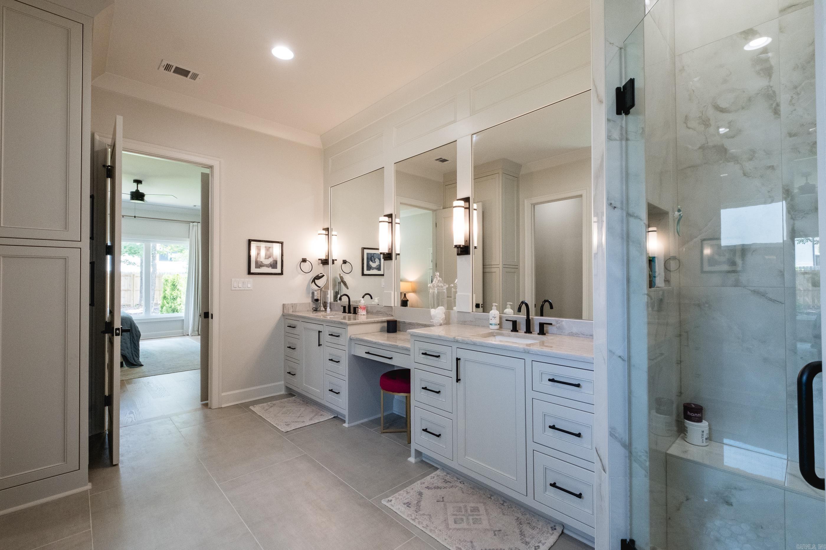 CHENAL VALLEY "FALSTONE COURT" - Residential