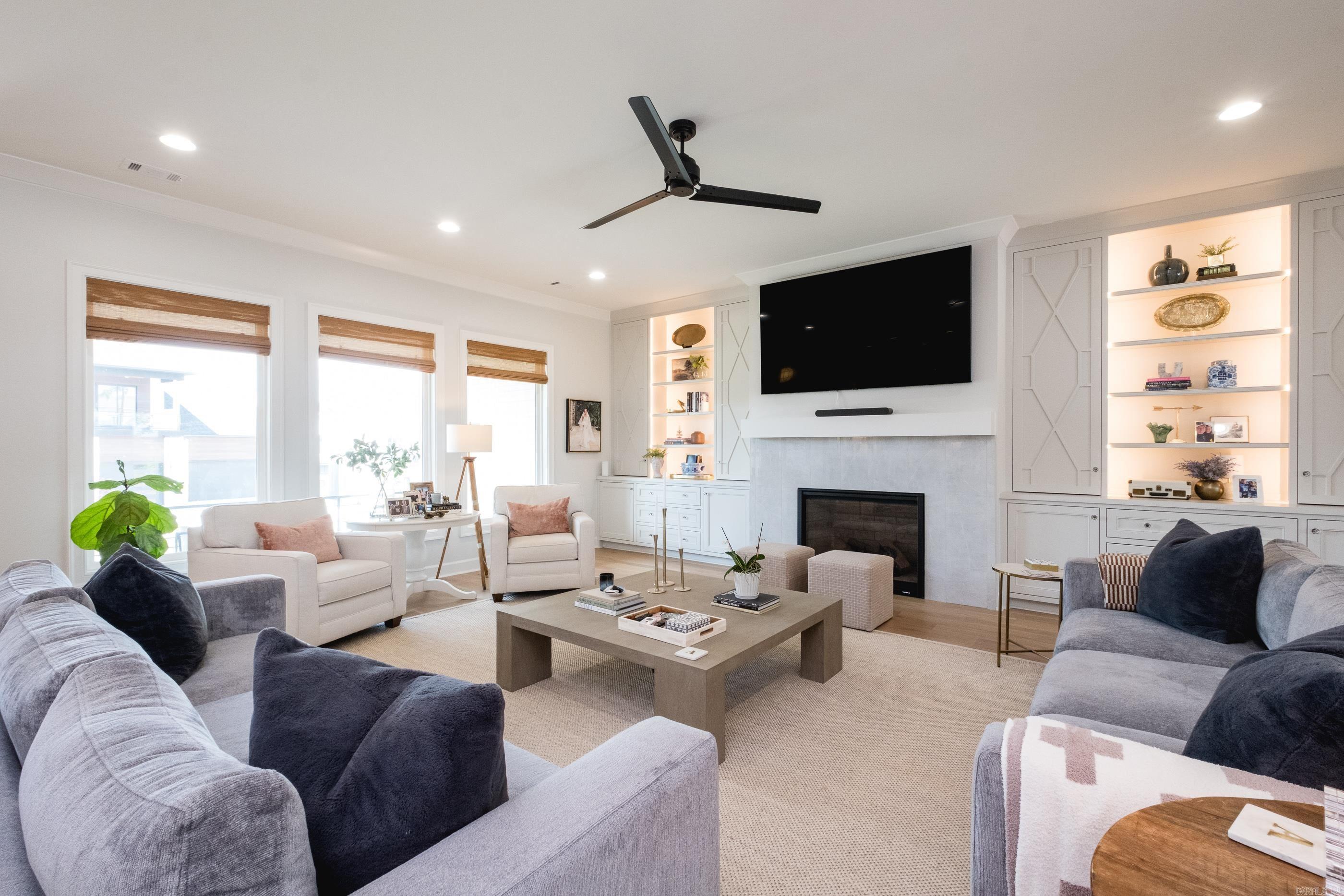 CHENAL VALLEY "FALSTONE COURT" - Residential