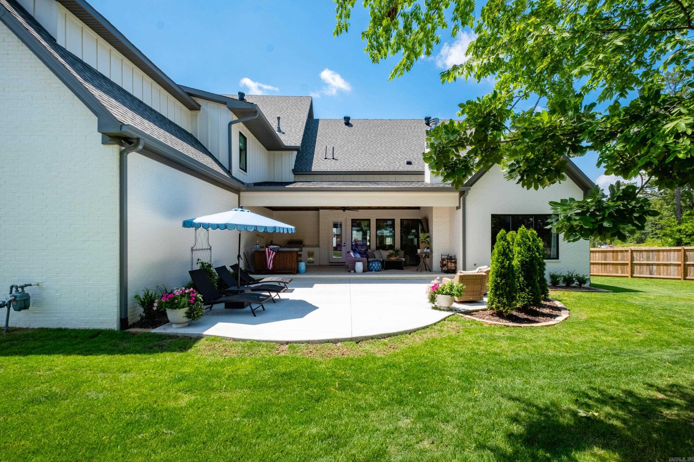 CHENAL VALLEY "FALSTONE COURT" - Residential
