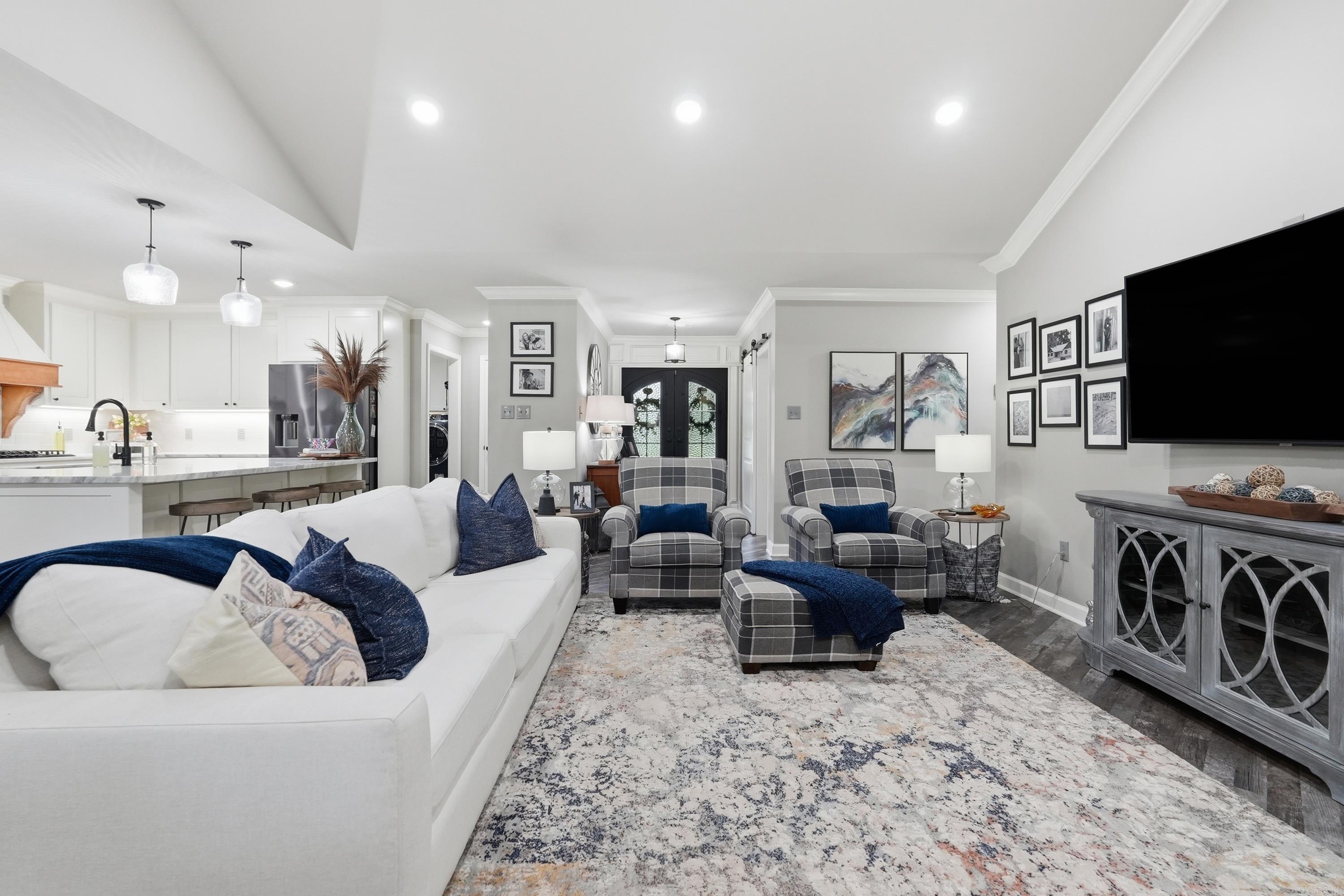 HOMESTEAD WEST - Residential