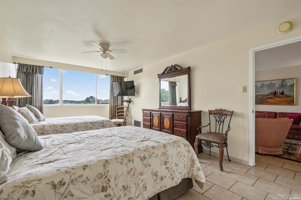 BEACON MANOR HPR - Residential