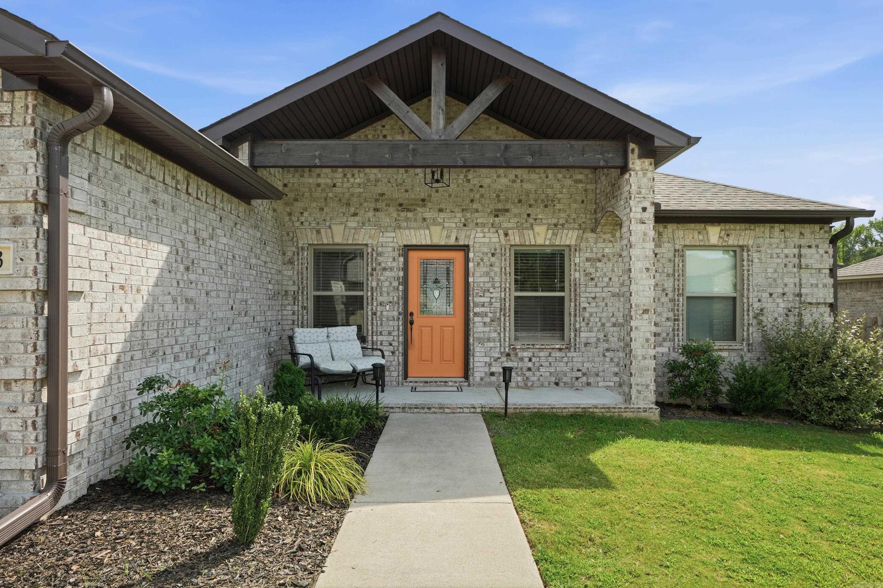AUTUMN BROOKE - Residential