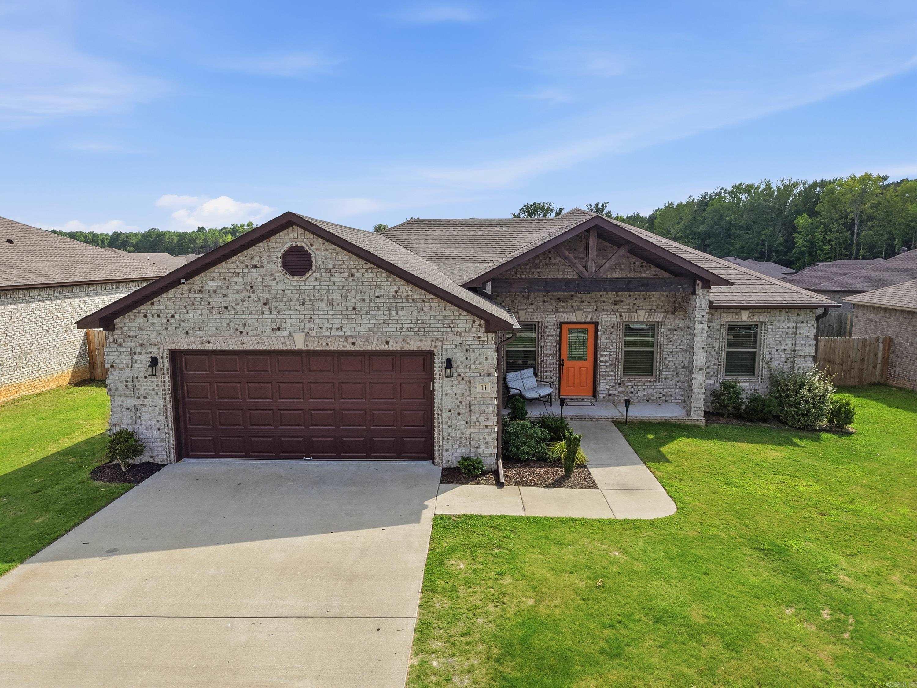 AUTUMN BROOKE - Residential