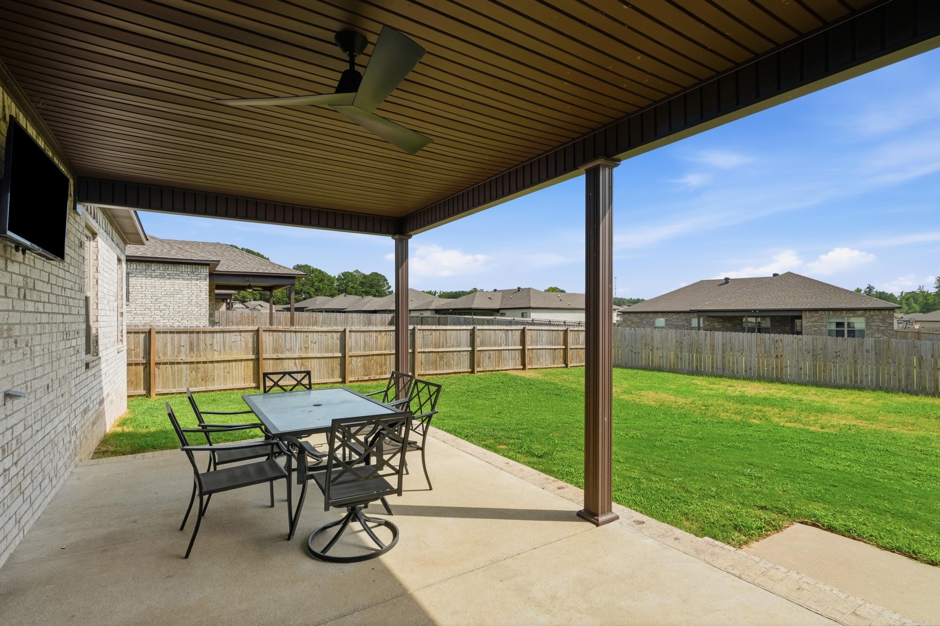AUTUMN BROOKE - Residential
