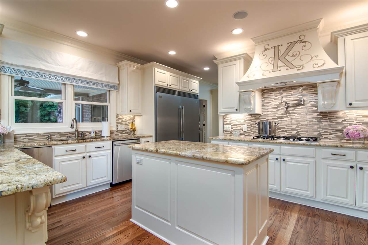 HICKORY CREEK - Residential