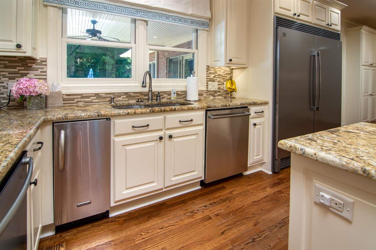 HICKORY CREEK - Residential
