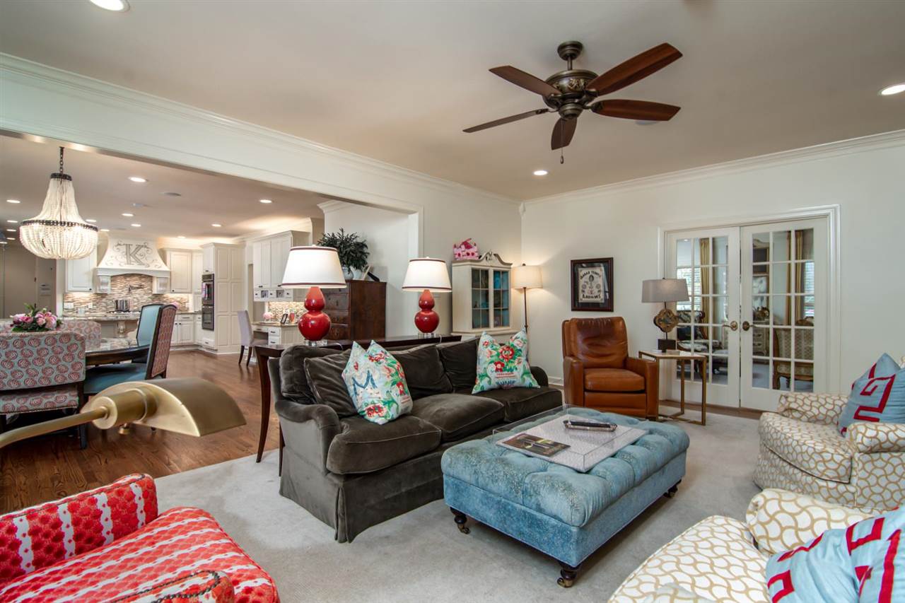 HICKORY CREEK - Residential