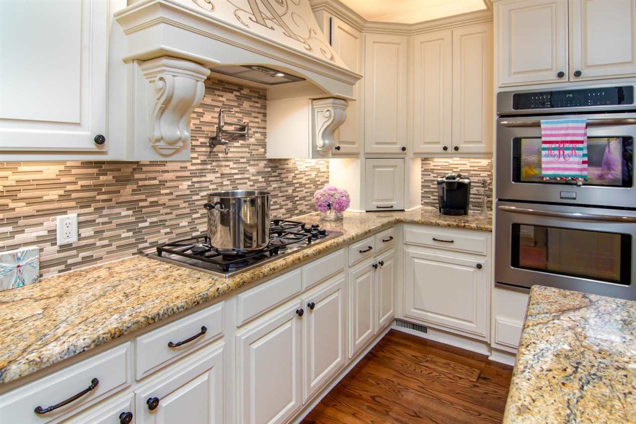 HICKORY CREEK - Residential