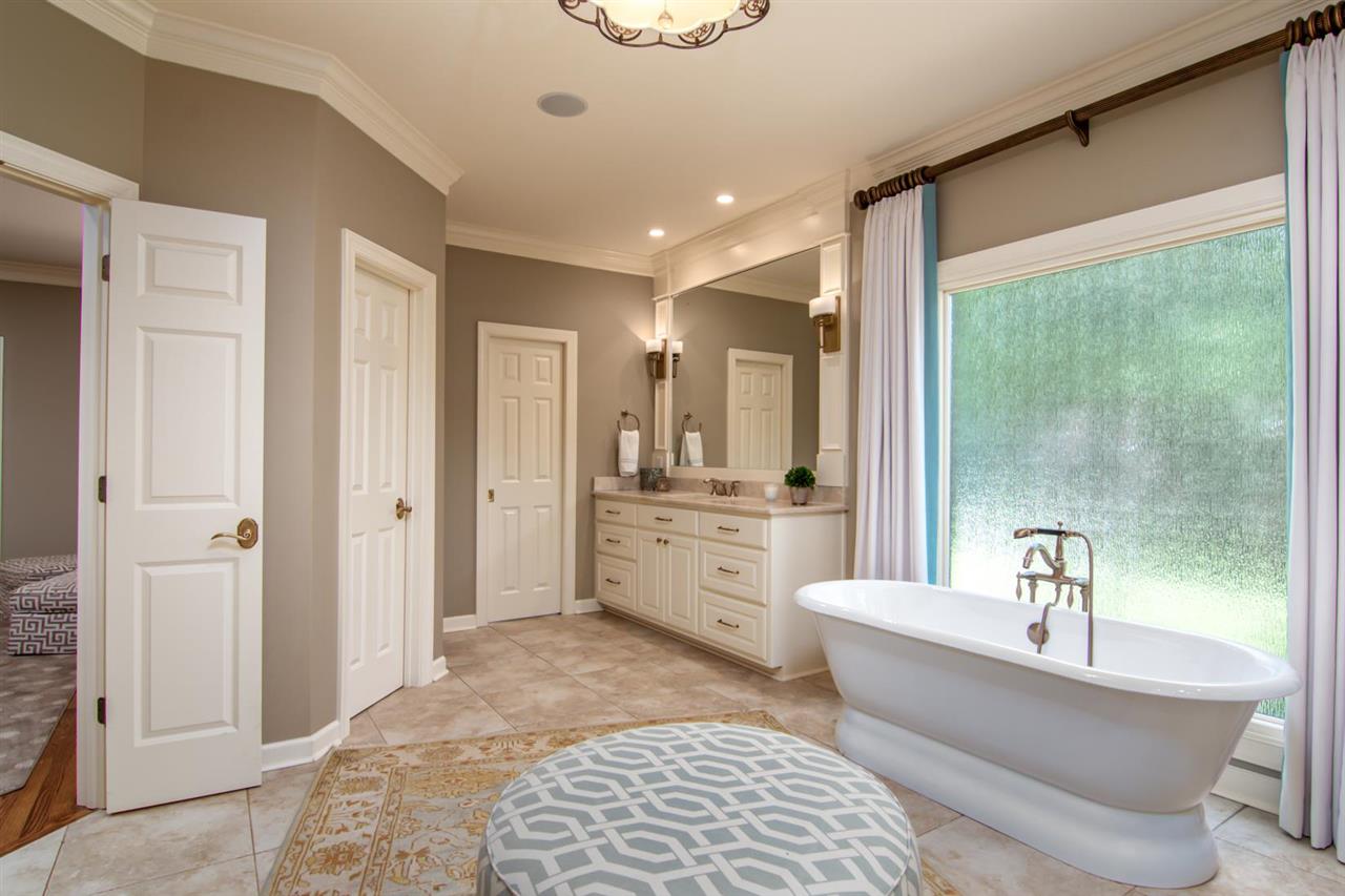 HICKORY CREEK - Residential