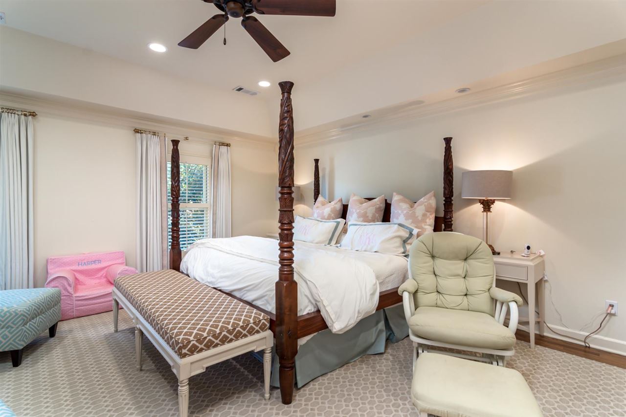 HICKORY CREEK - Residential