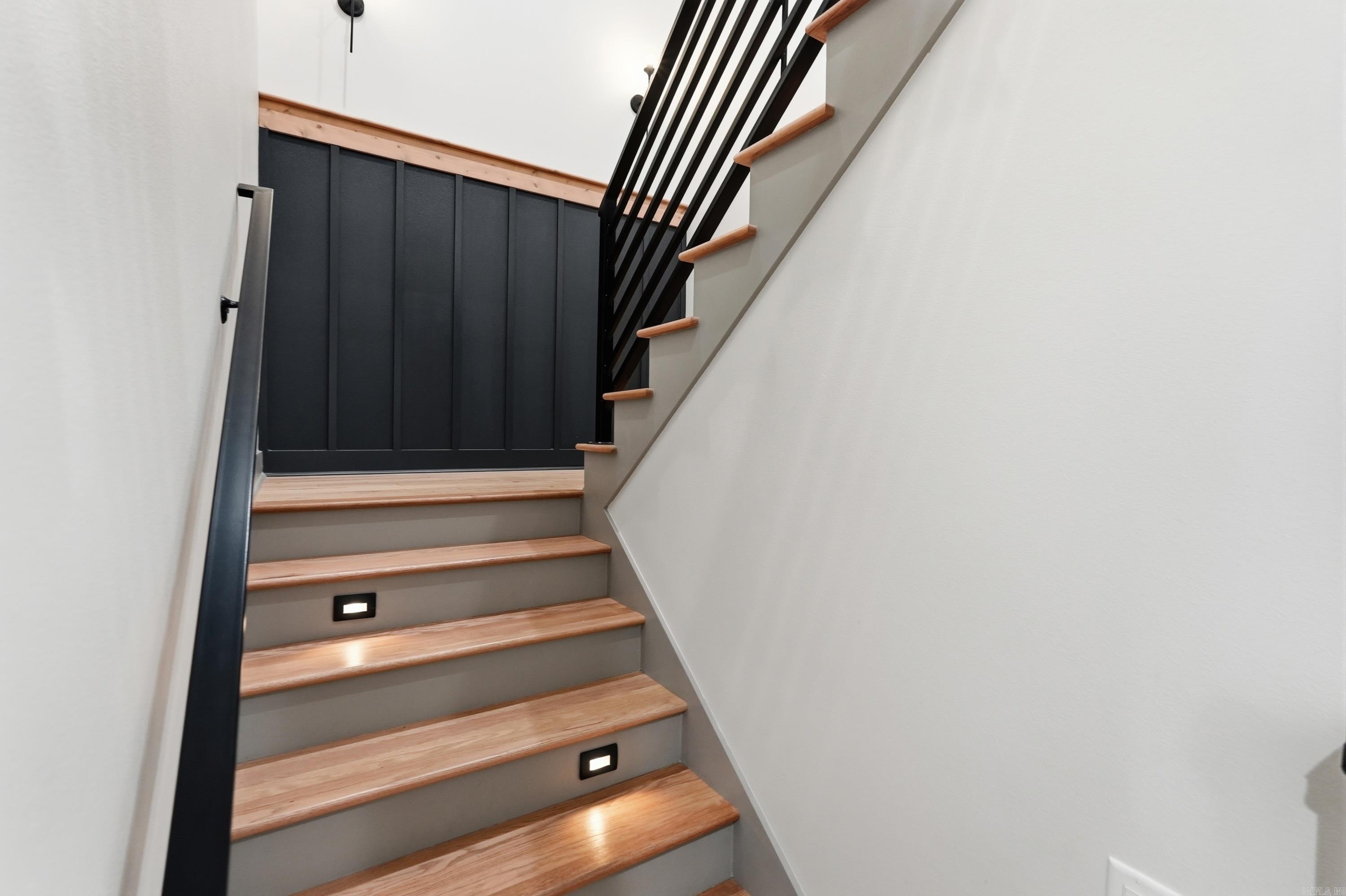 THE POINTE HURRICANE ESTATES - Residential