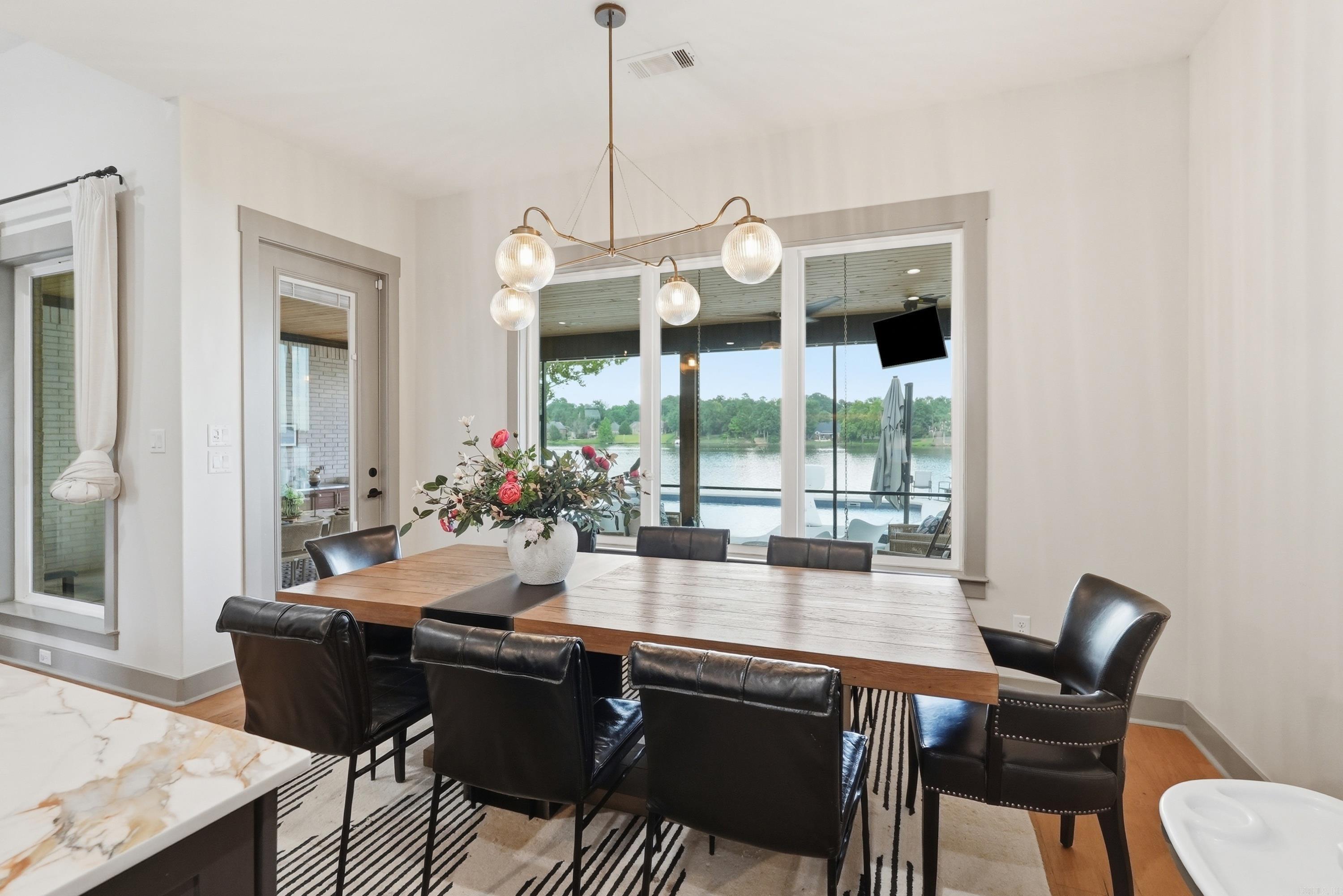 THE POINTE HURRICANE ESTATES - Residential