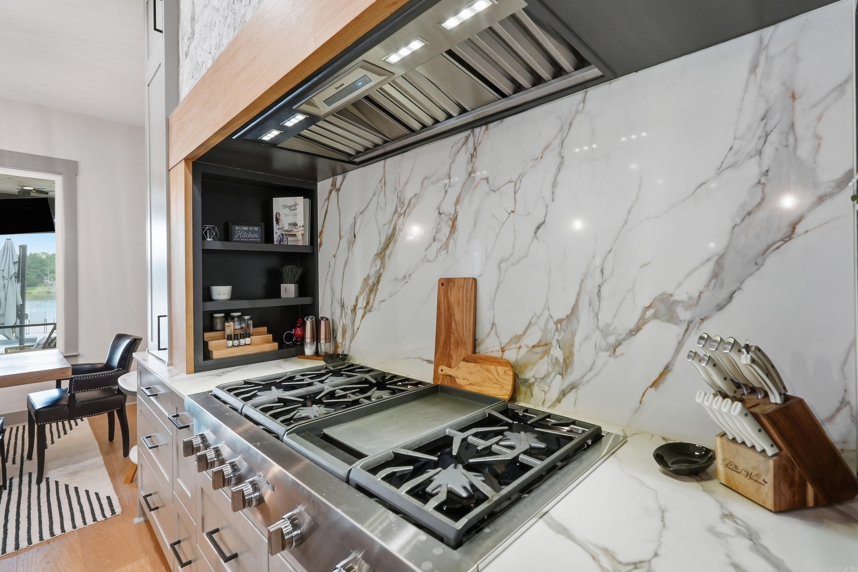 THE POINTE HURRICANE ESTATES - Residential
