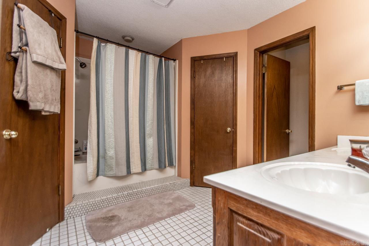WOODCREEK ADDN - Residential