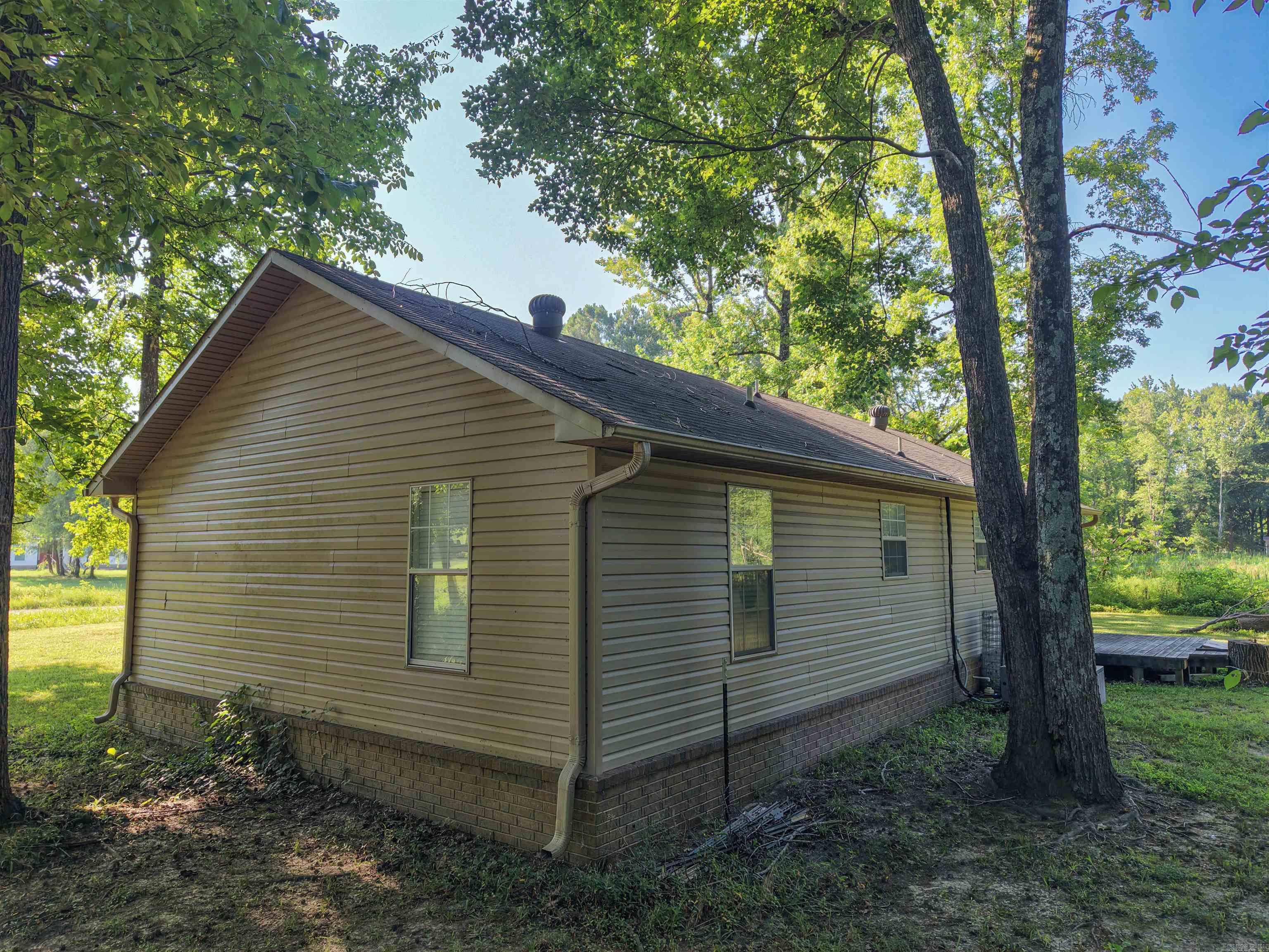 WOOD TRACE FIRST - Residential