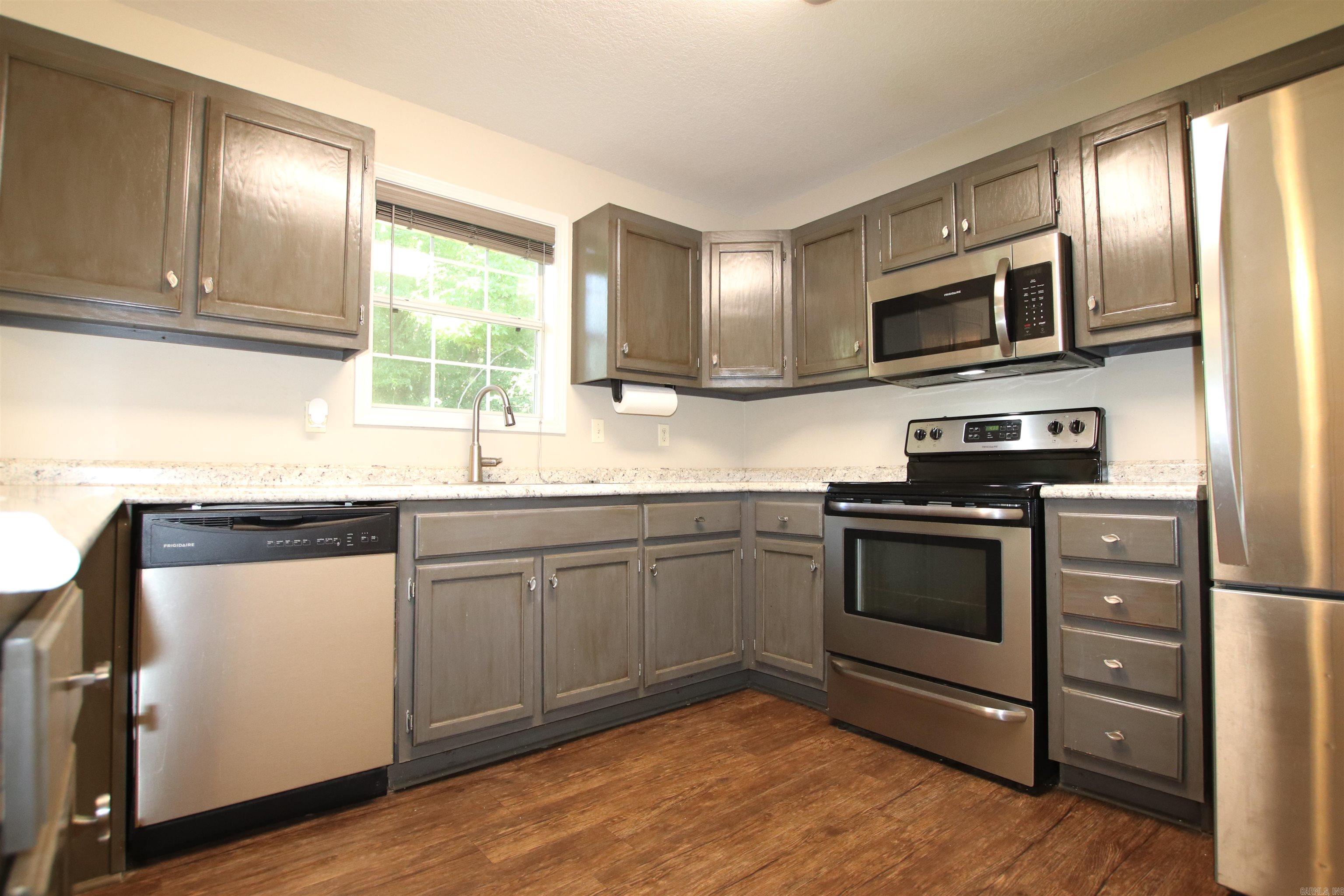 WOOD TRACE FIRST - Residential