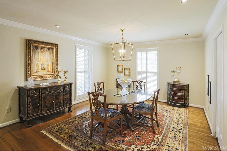 NEWTONS - Residential
