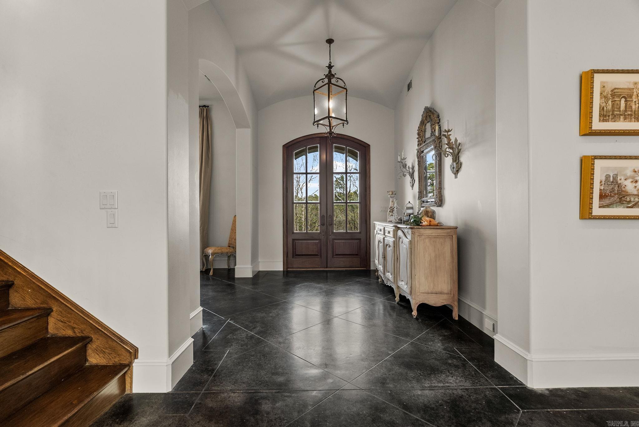CHENAL DOWNS - Residential