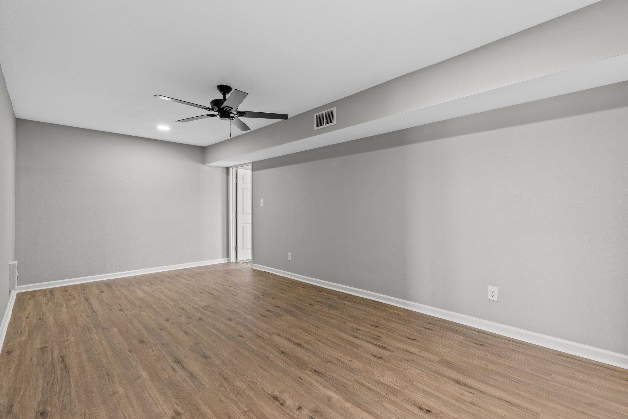 WALNUT VALLEY - Residential