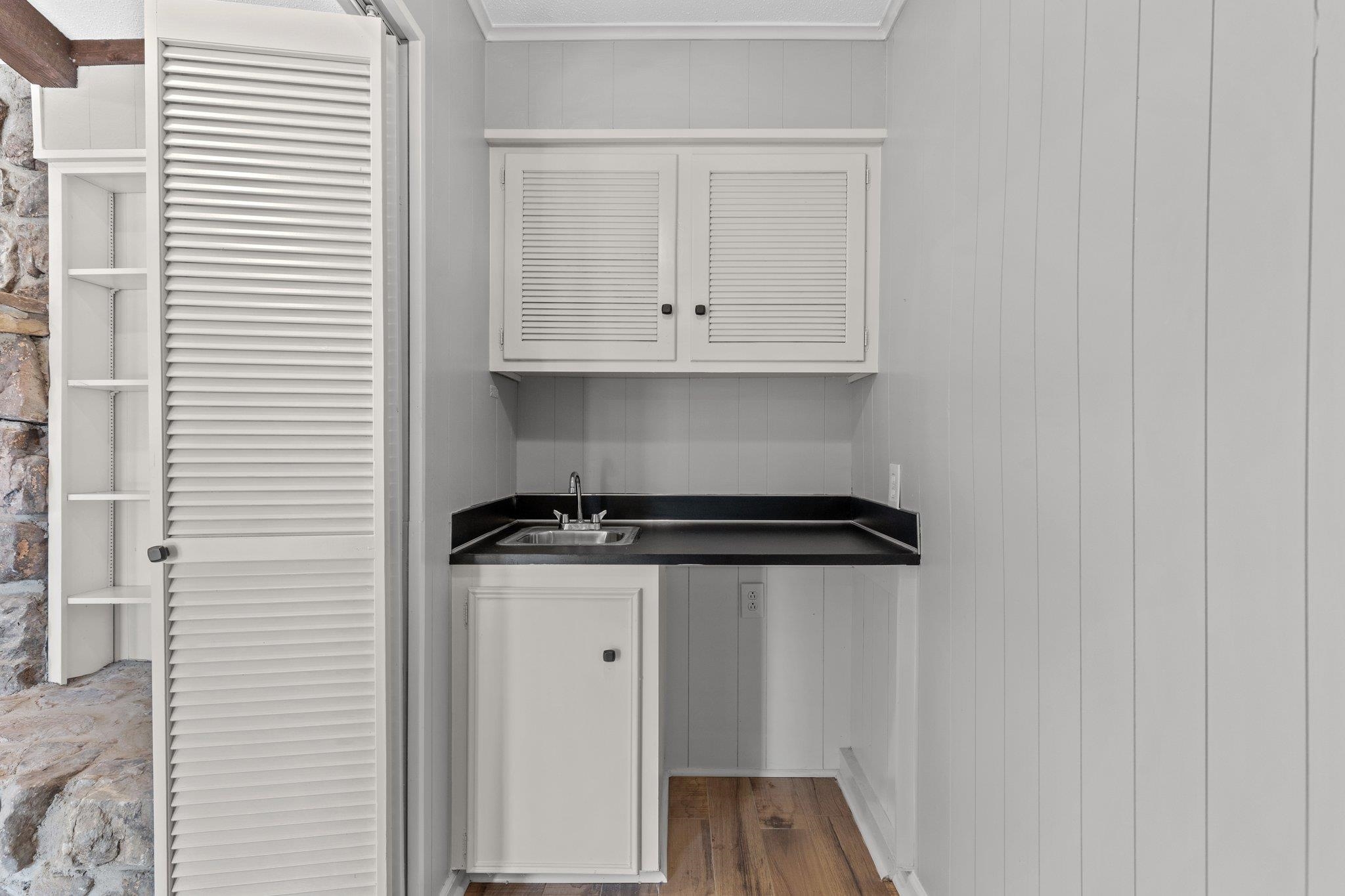 WALNUT VALLEY - Residential