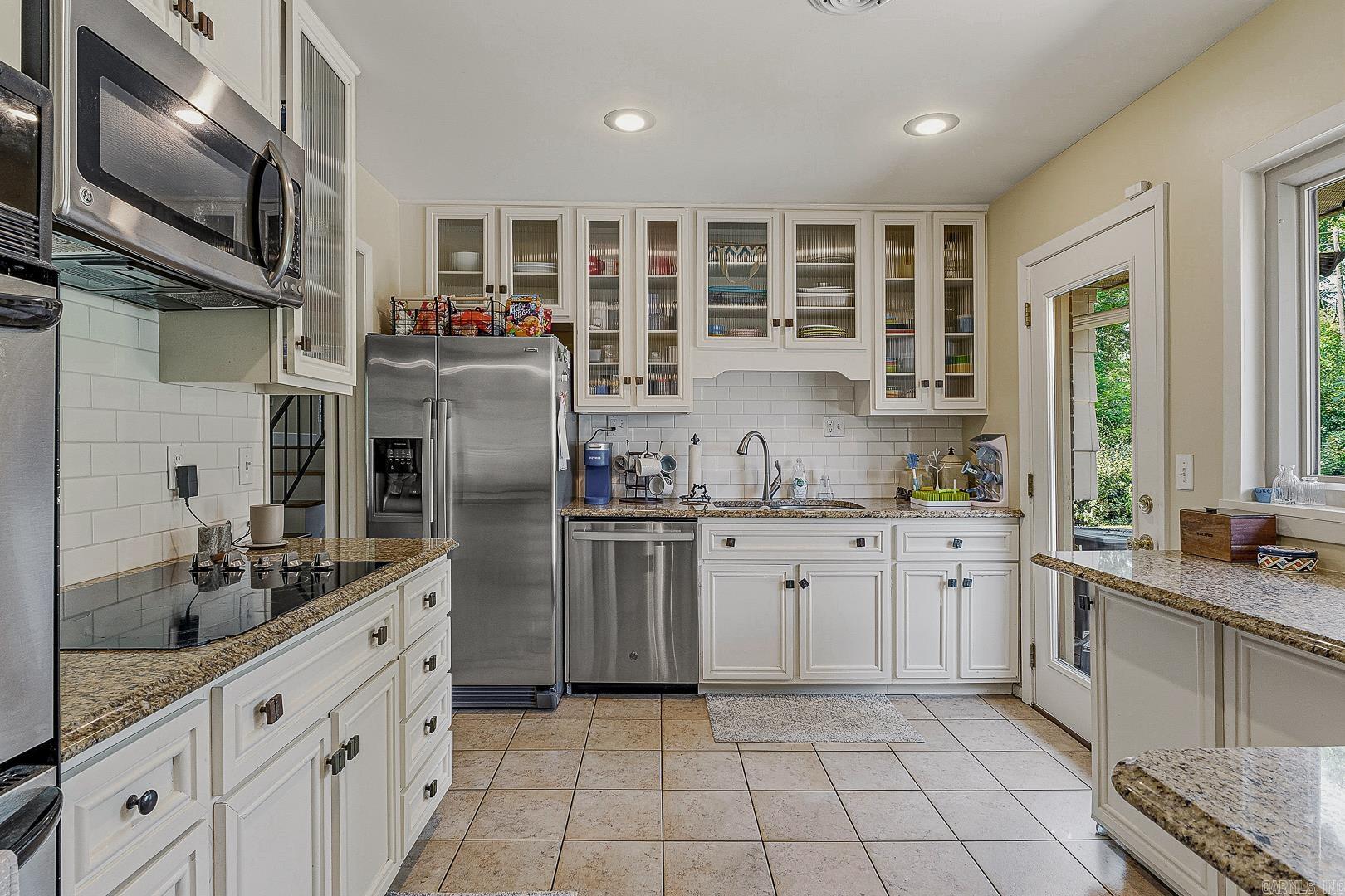 BRIARWOOD 6TH ADD - Residential