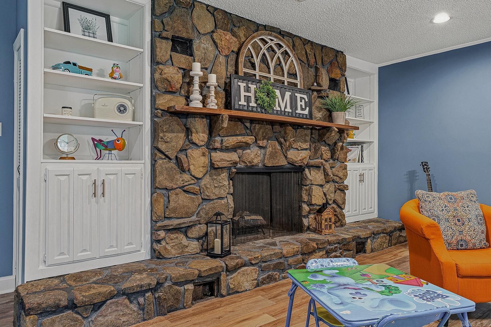 BRIARWOOD 6TH ADD - Residential