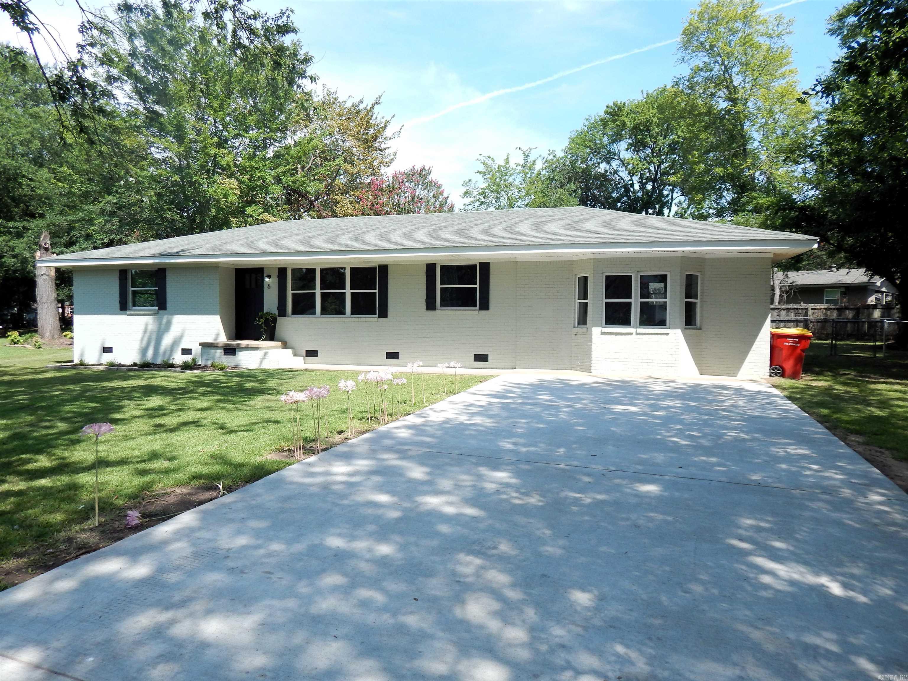 DEERWOOD ADDN - Residential