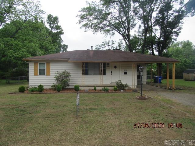 Well maintained 3-bedroom home 1.5 bath home! Amenities include laminate floors & newer carpet in the bedrooms, 2-inch blinds, updated kitchen with all stainless appliances including side by side refrigerator, separate laundry room with hook-ups, large fenced yard with small detached storage building, 1 car carport, gas & electric. 1 Small pet negotiable with a non-refundable pet fee. ***PLEASE NOTE WE DO NOT ADVERTISE ON CRAIGSLIST OR FACEBOOK. ANY LISTING OF OURS SEEN IS A SCAM!!!***