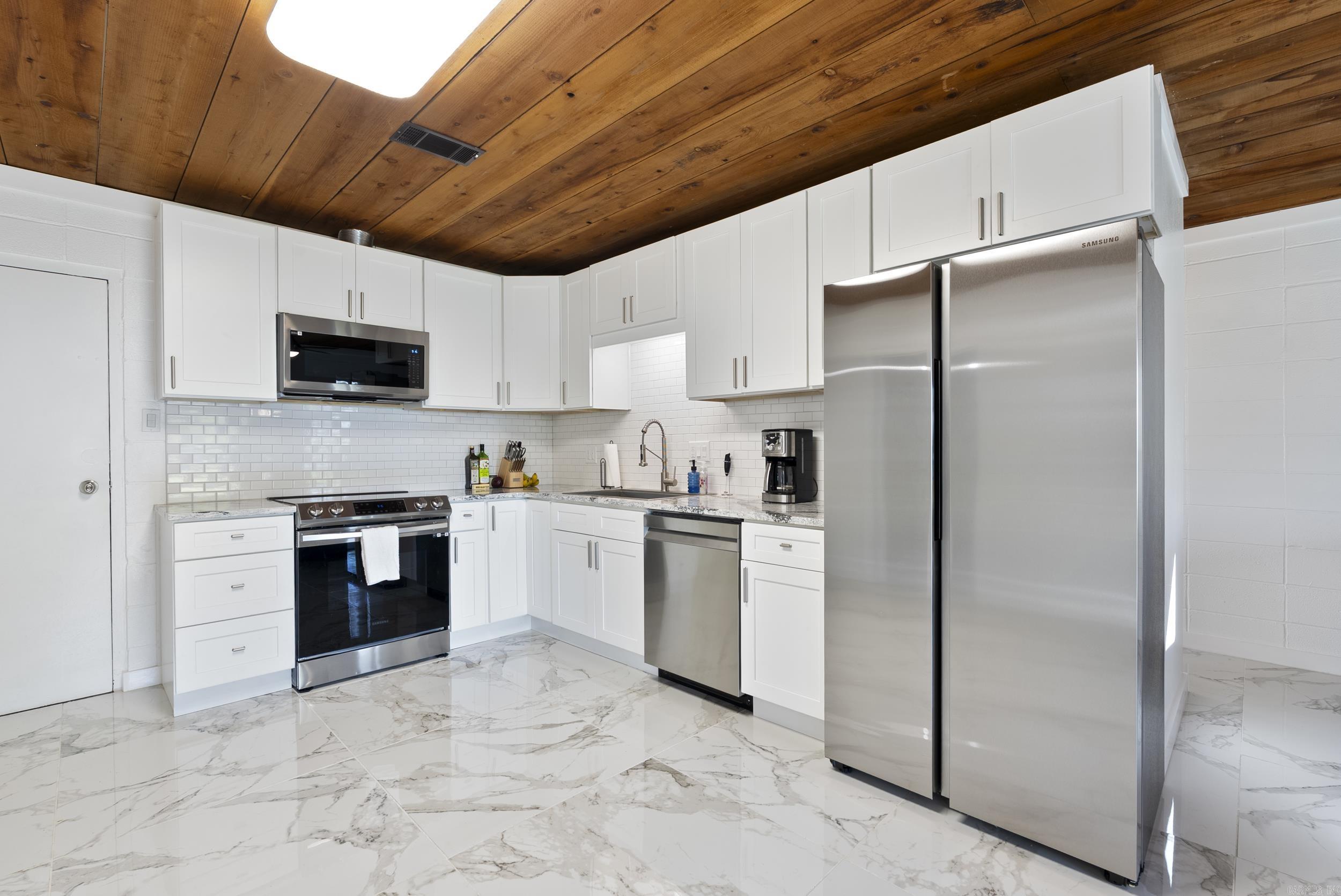 Roberts - Residential