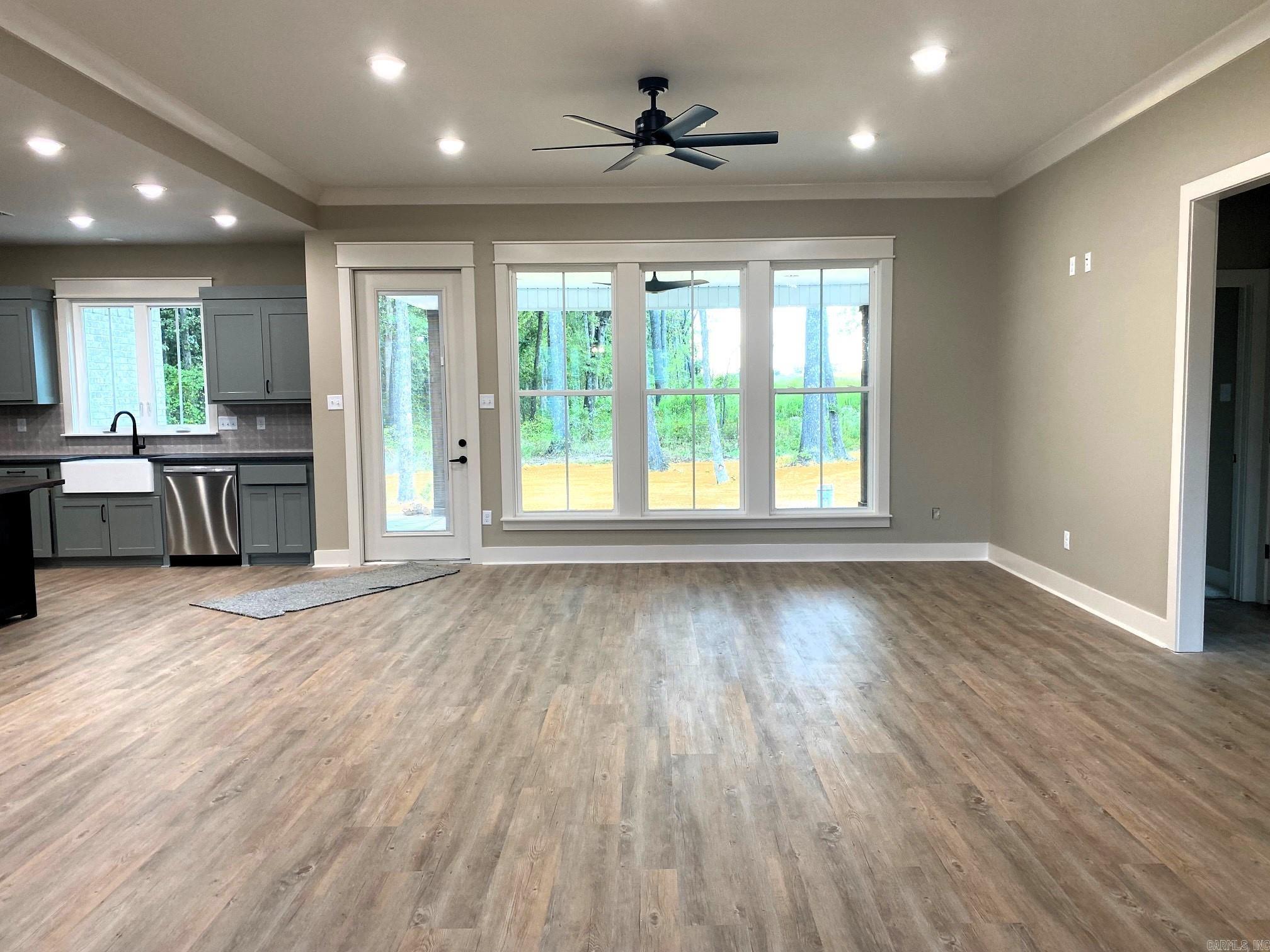 HIDDEN VALLEY ESTATES - Residential