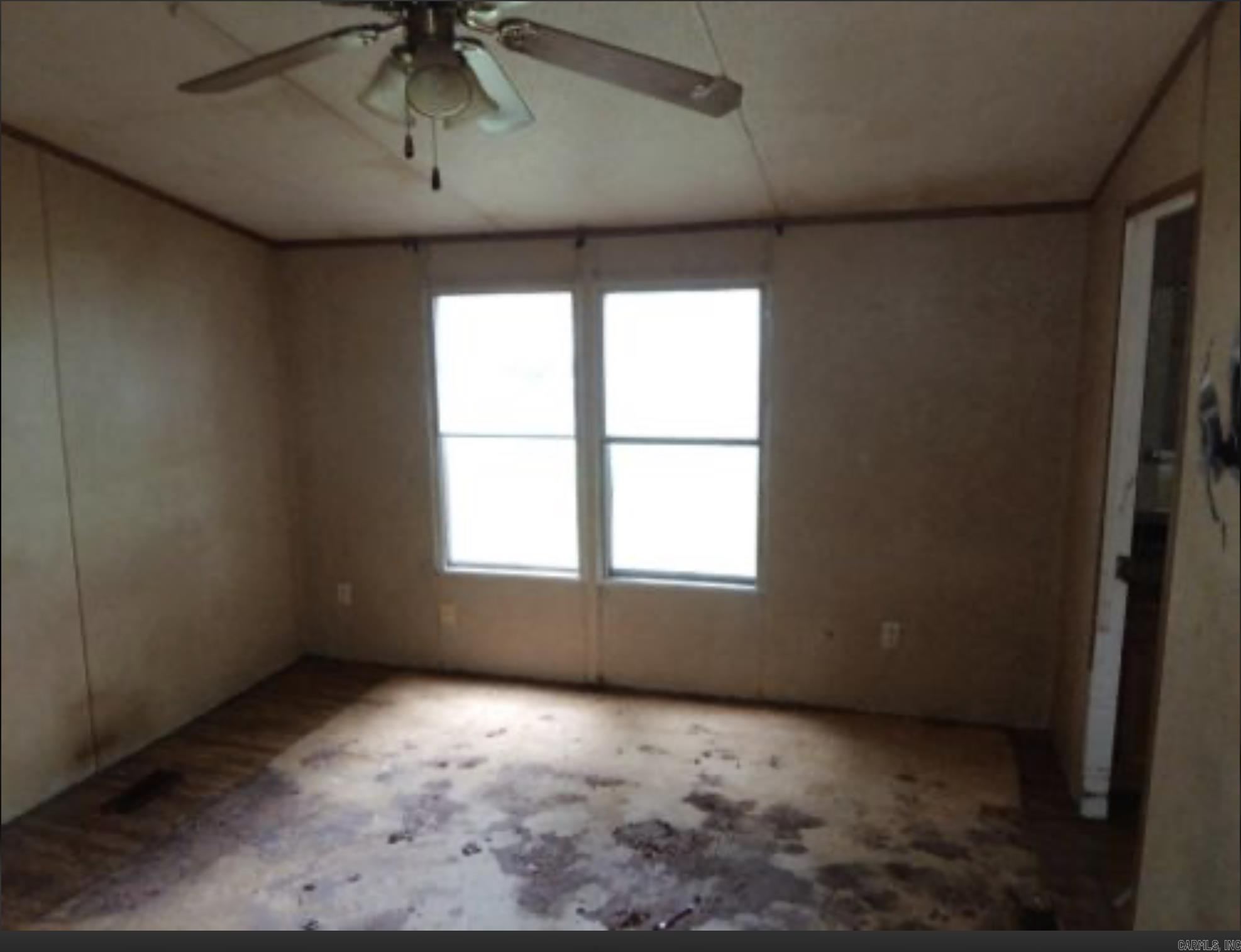 LAKEVIEW ESTATES - Residential