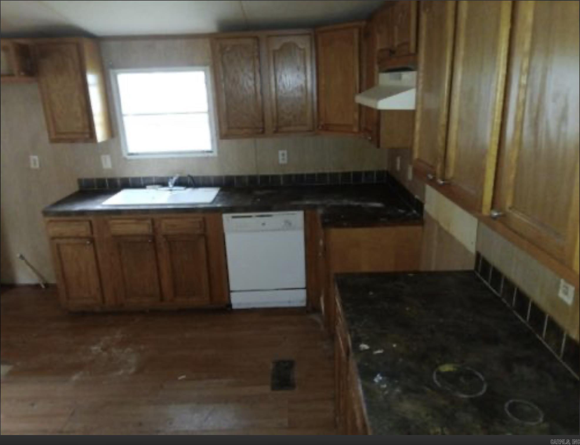 LAKEVIEW ESTATES - Residential