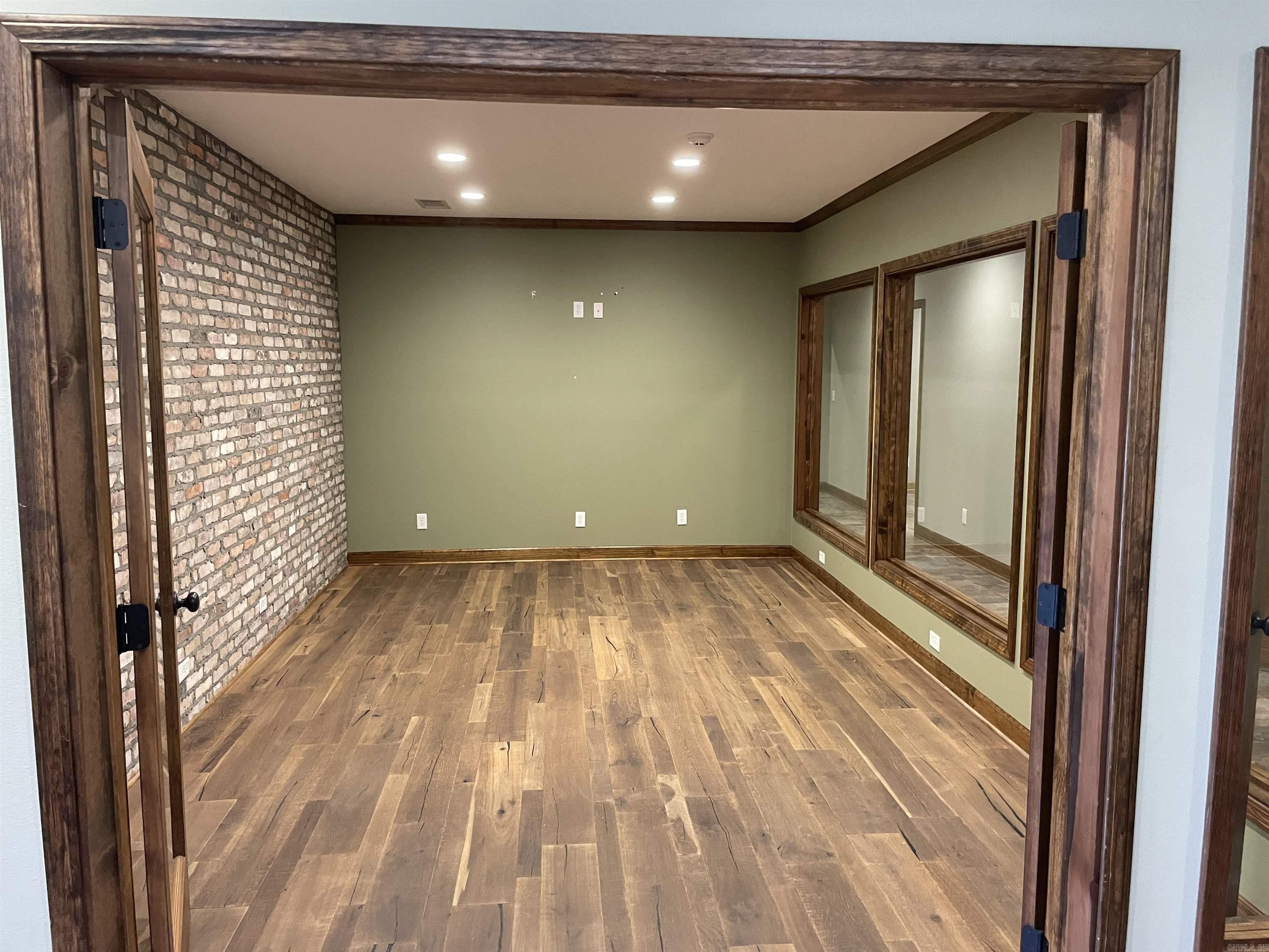 WEST ADDITION - Commercial Sale
