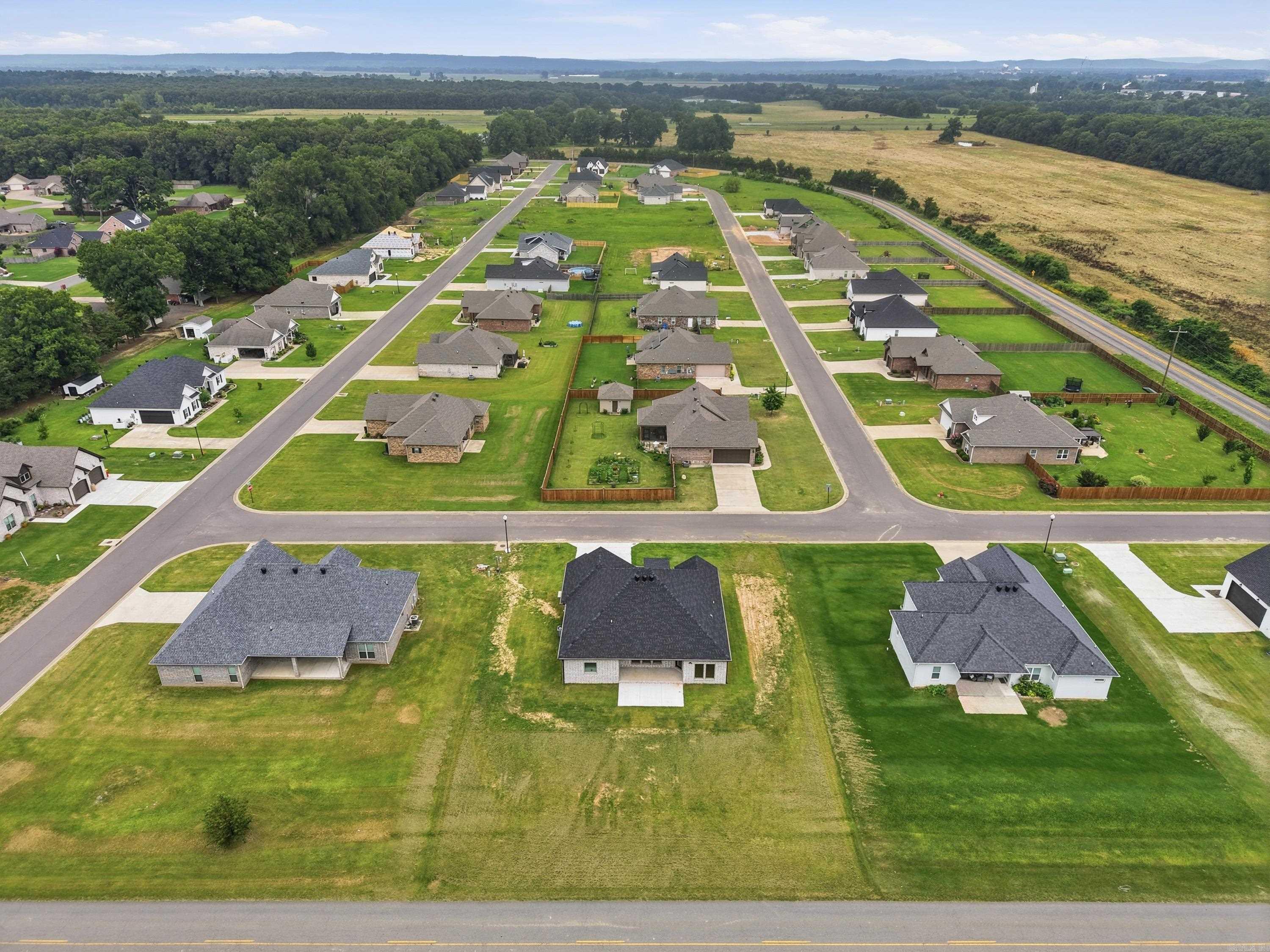SUNSET LANDING - Residential