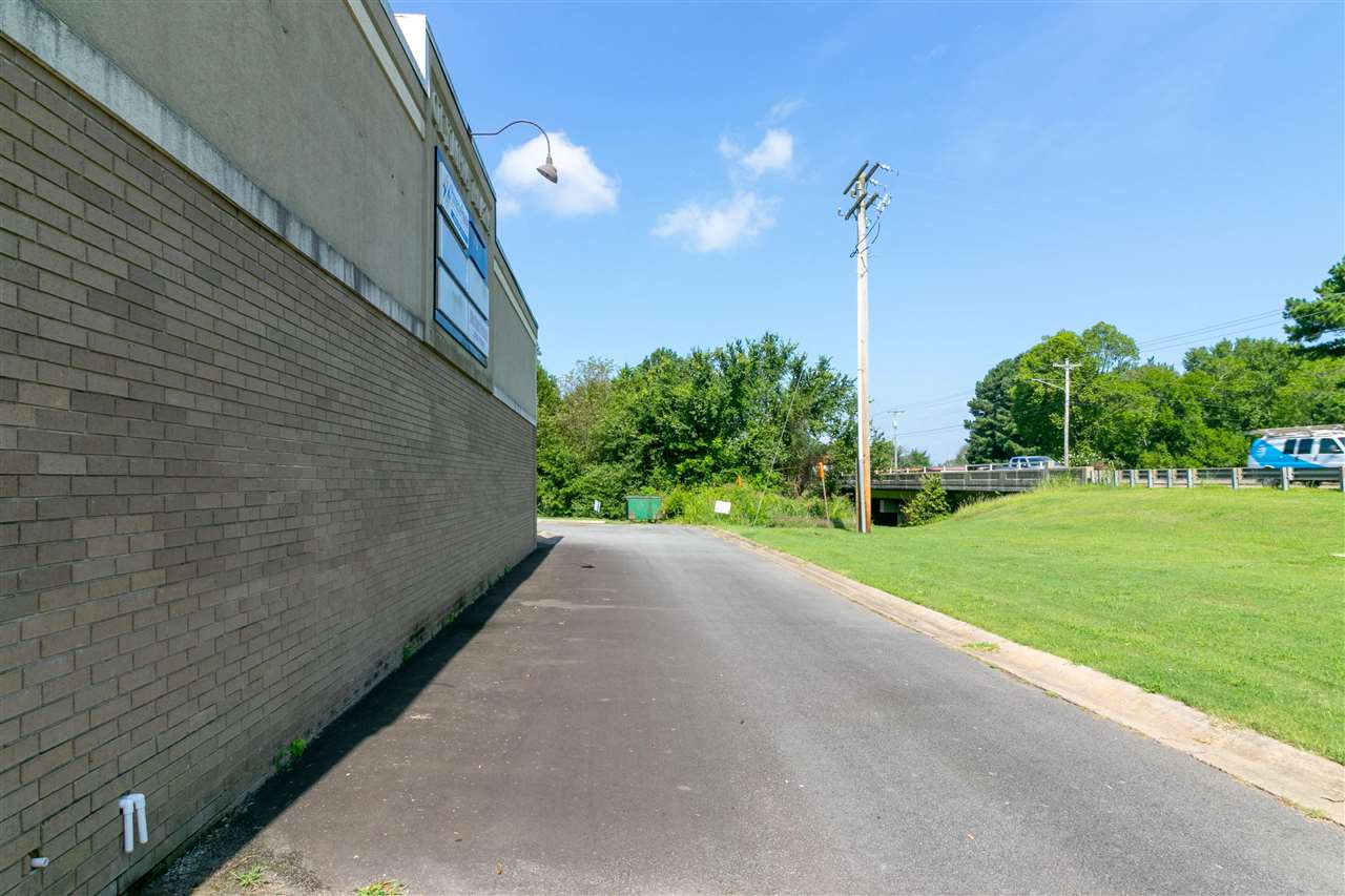 Olympia - Commercial Sale