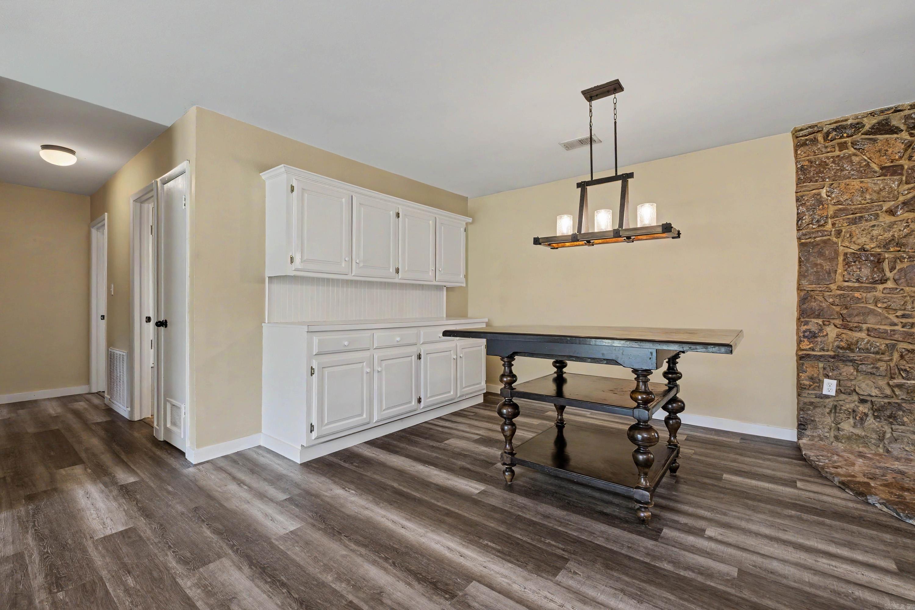 KELSO SUBD. - Residential