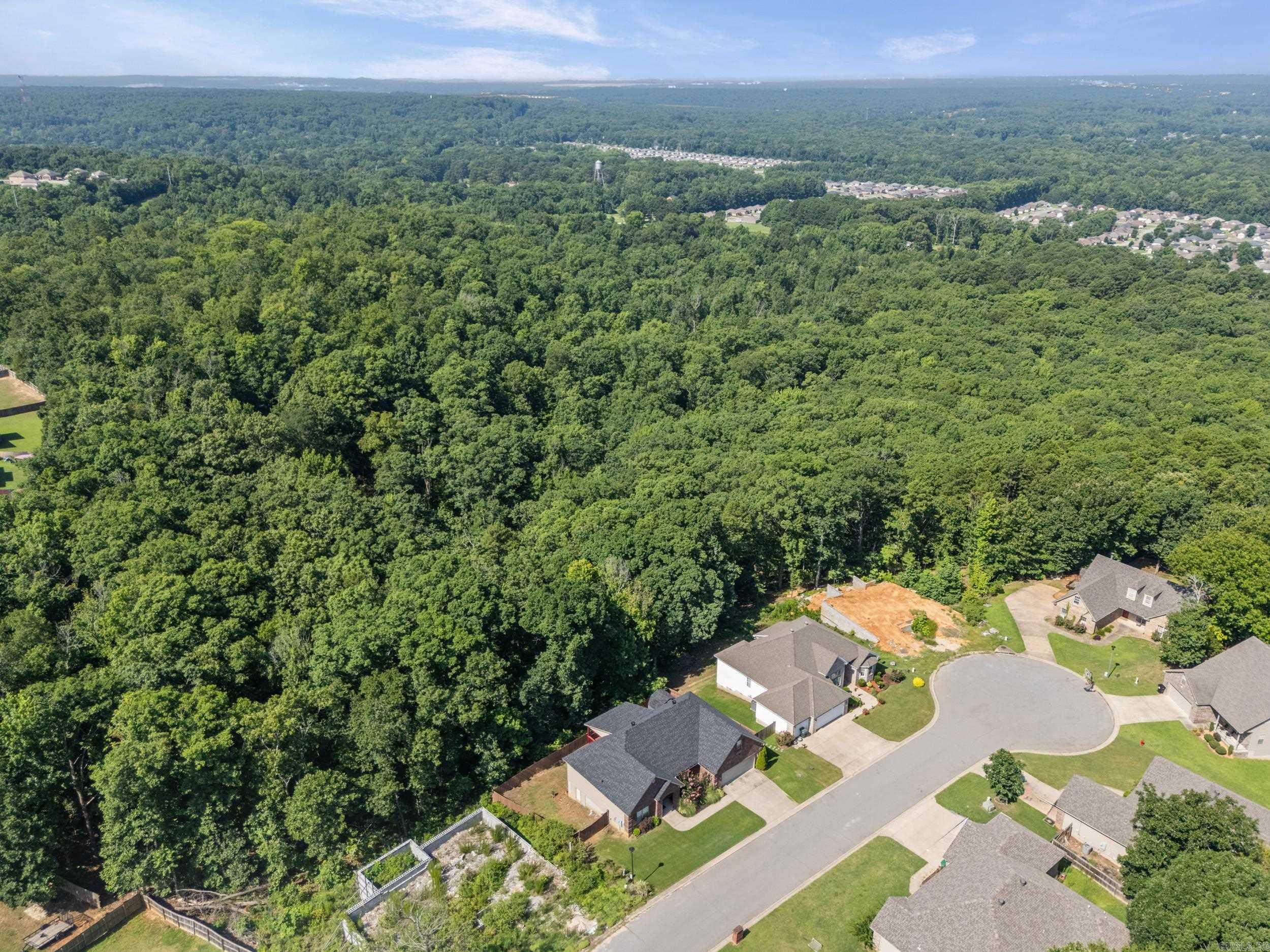 EMERALD MOUNTAIN - Residential