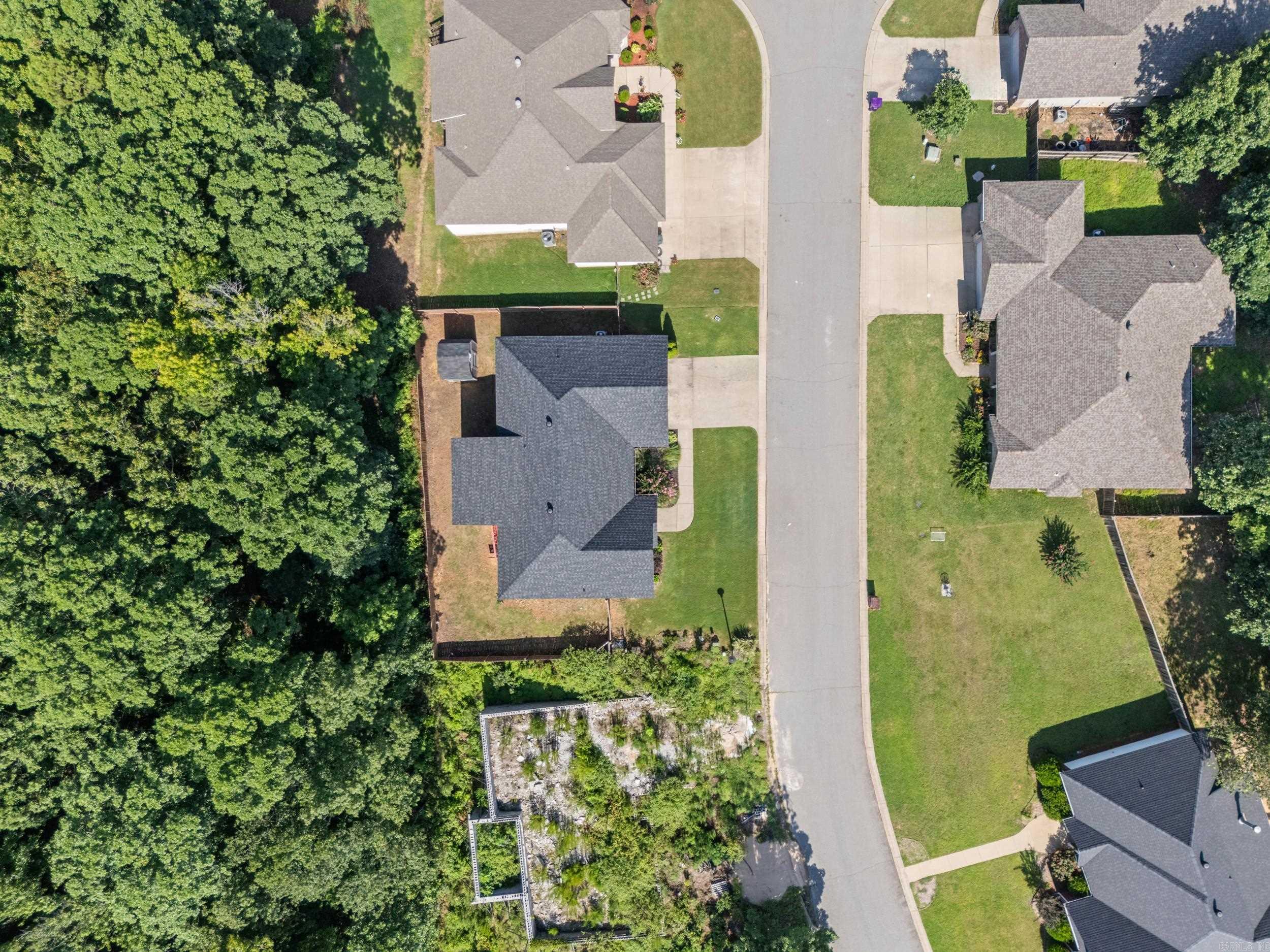 EMERALD MOUNTAIN - Residential